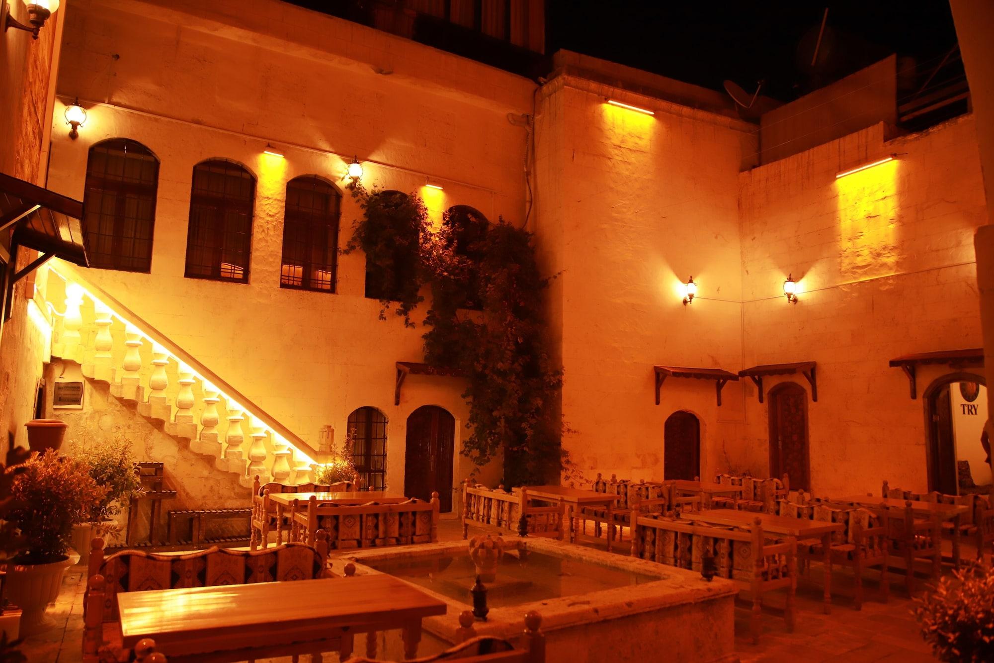 Varios Aslan Guest House