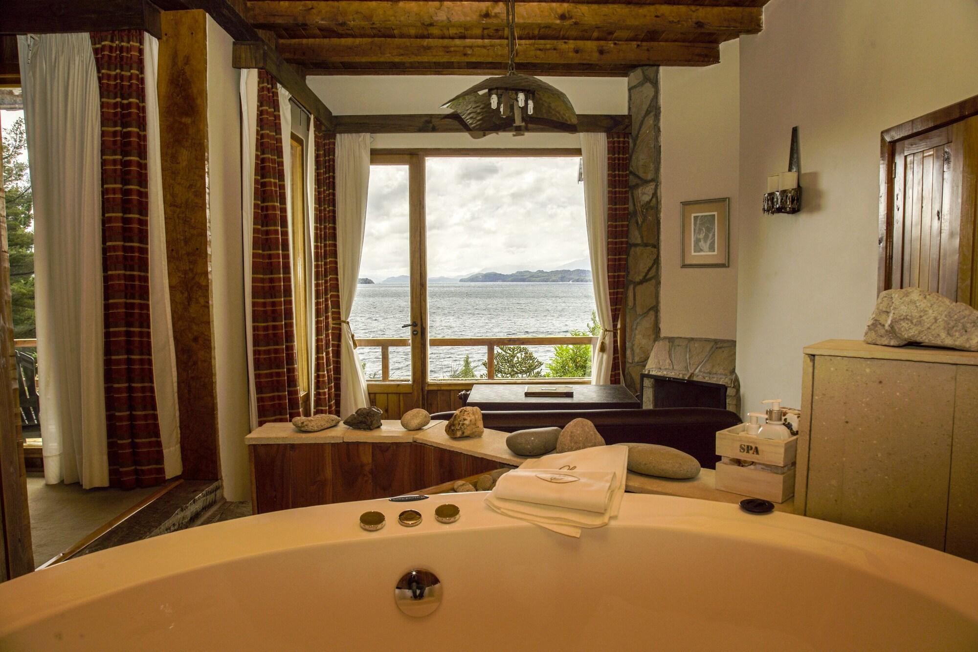 Varios La Sirenuse Lake Resort