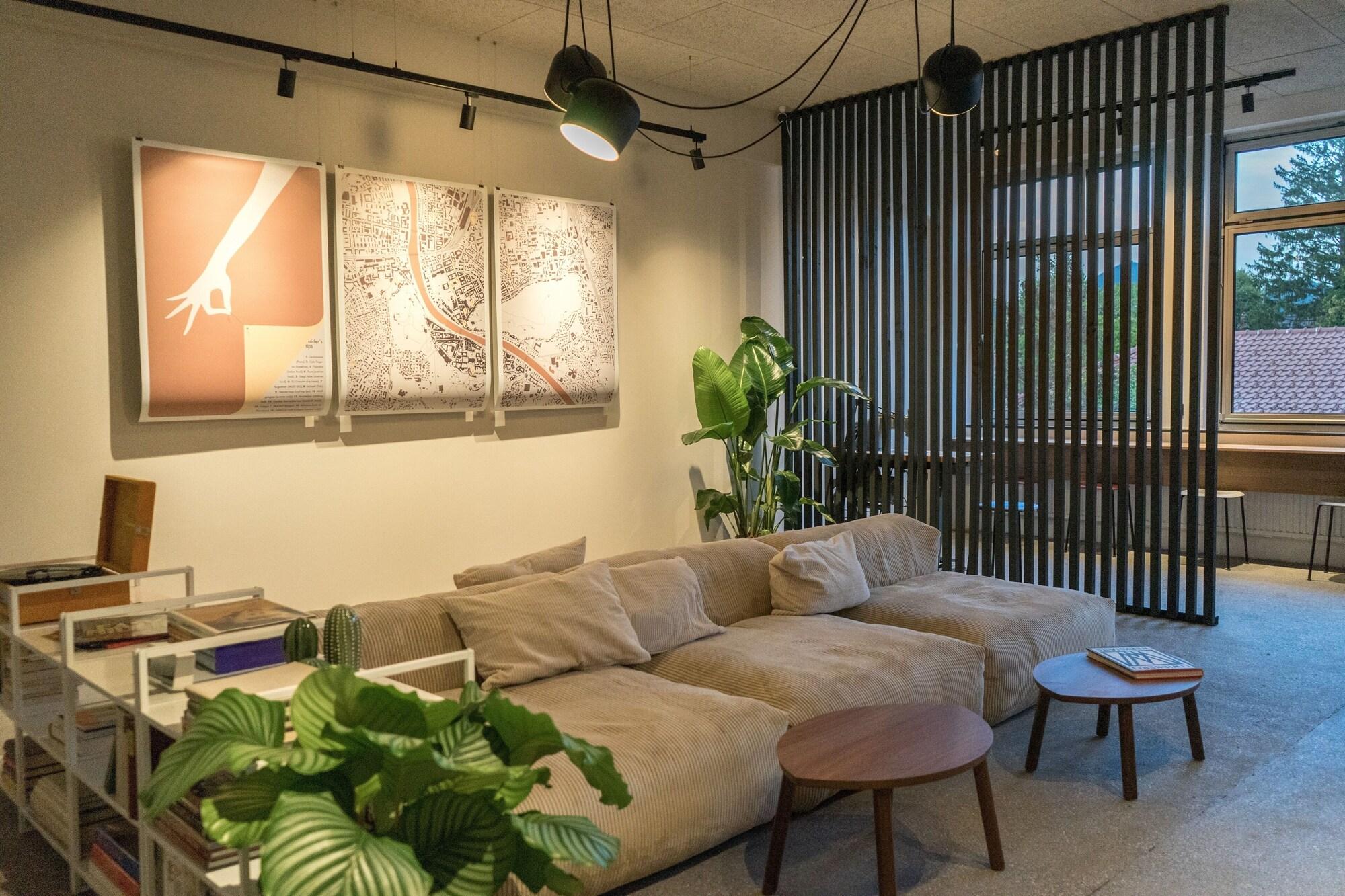 Varios soom Salzburg I Capsule Hotel