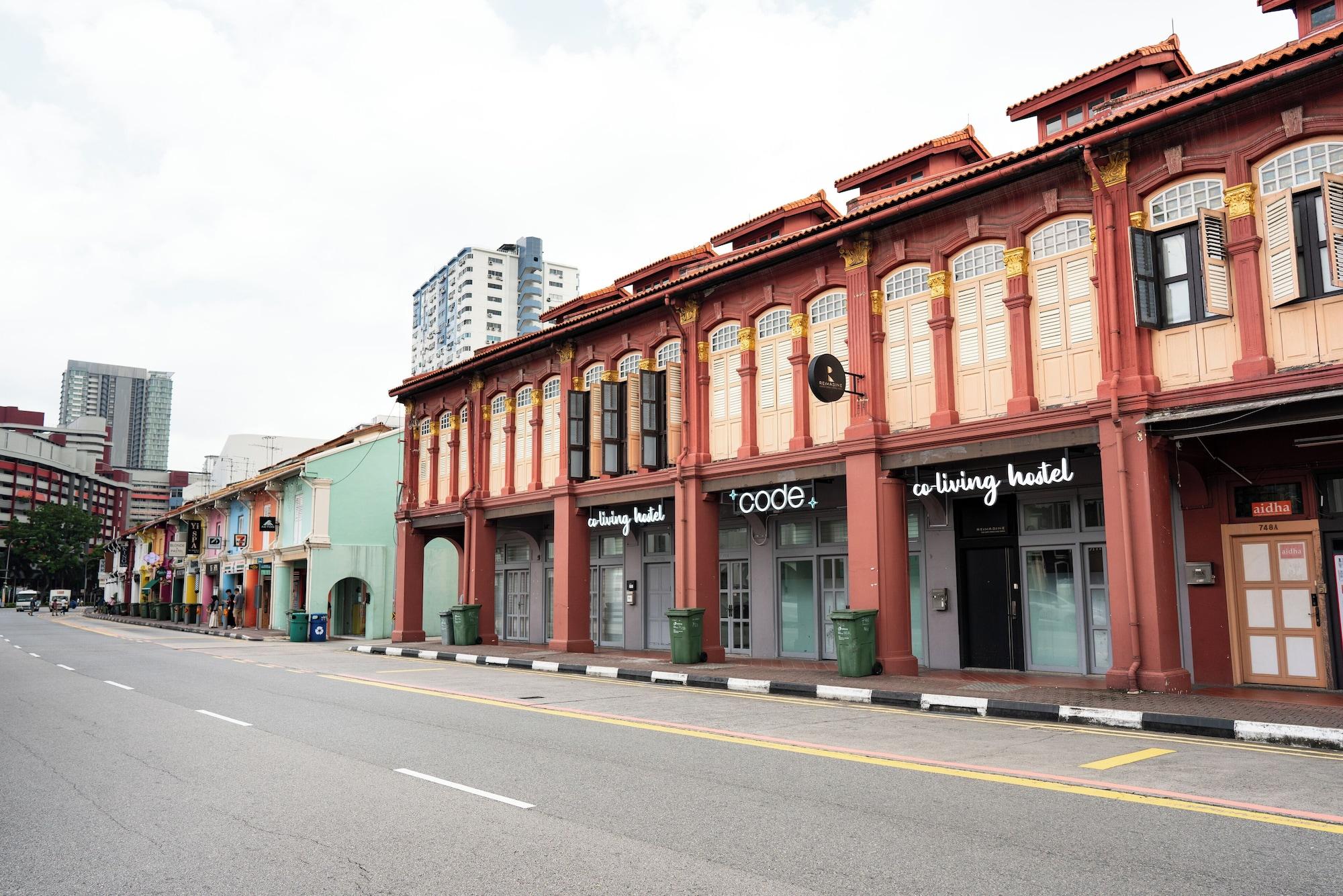 Vista Exterior Code Hostel at Kampong Glam