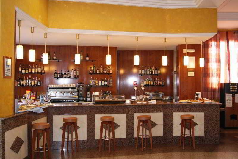 Bar/Salón Velada Merida