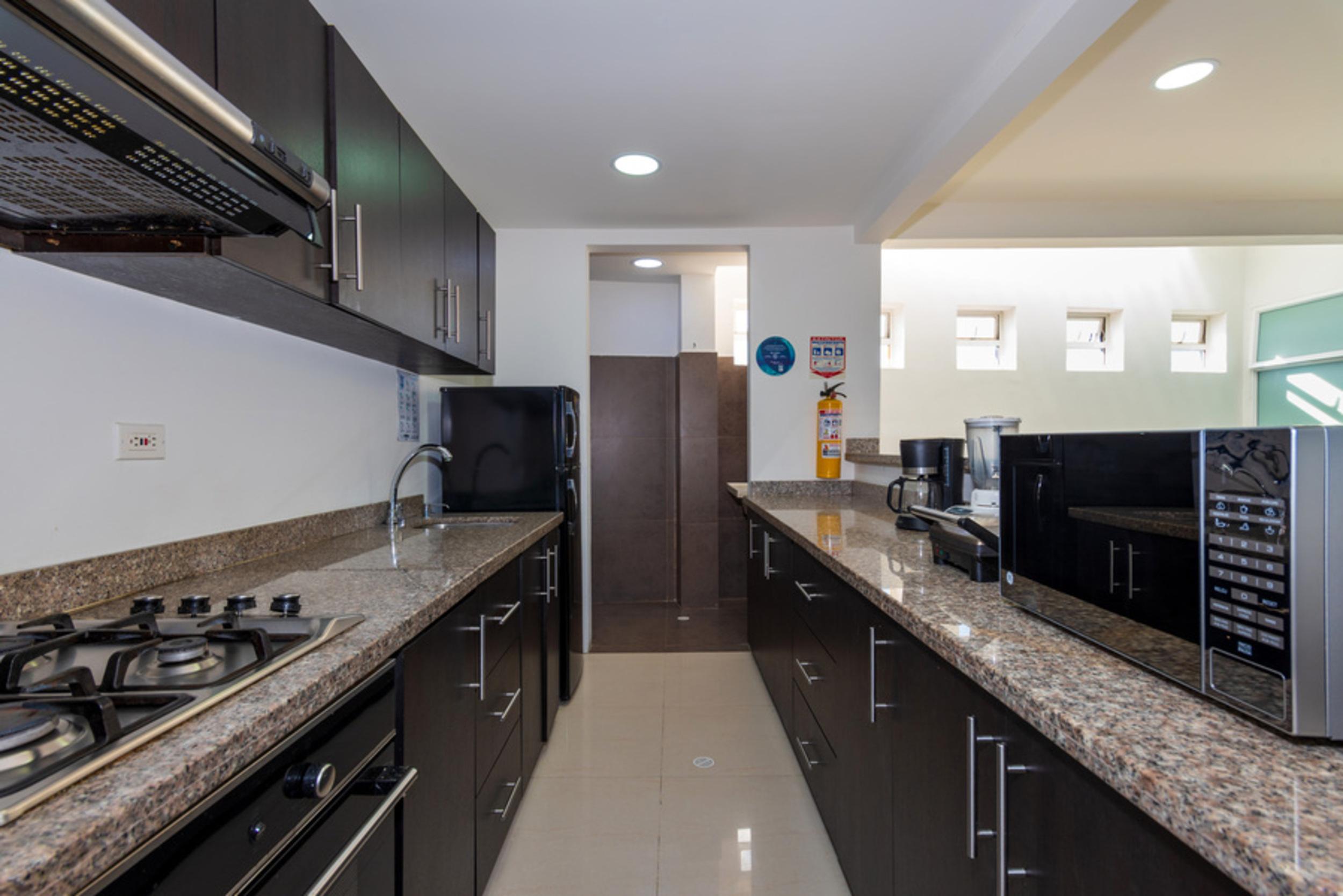 Cocina White Coral Apartasuites