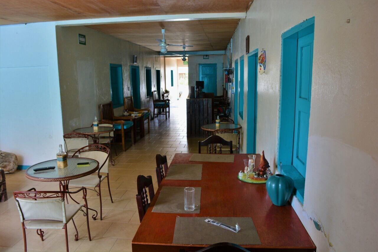 Restaurant Beach Please Hotel