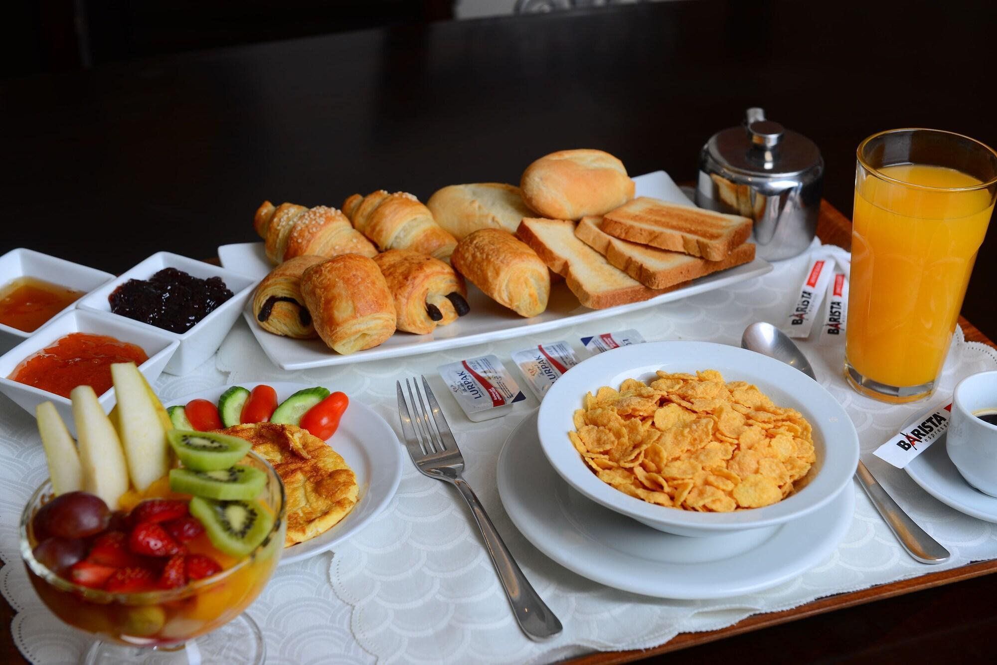 Restaurant Dolphin Royal Suites