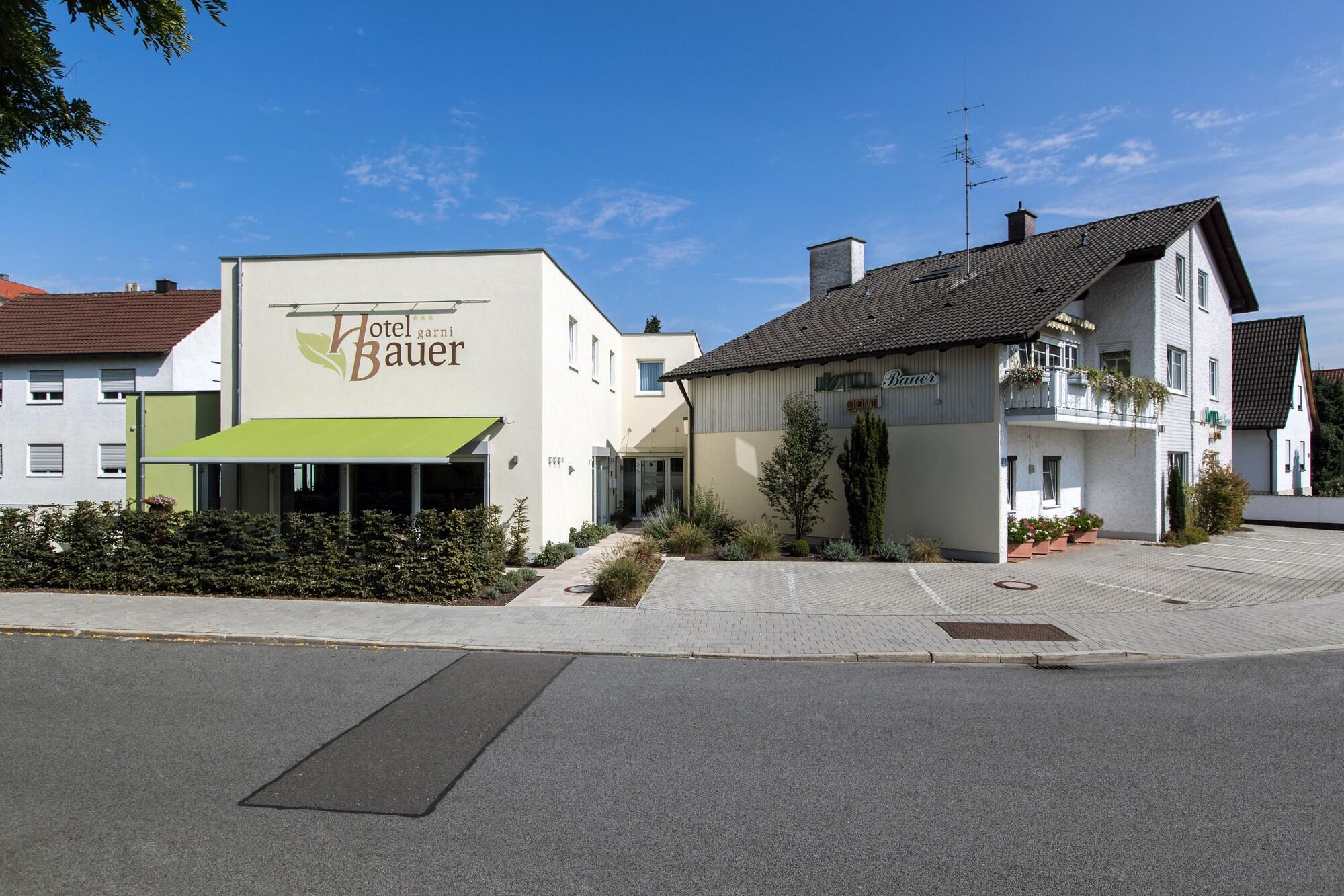 Varios Hotel Bauer garni