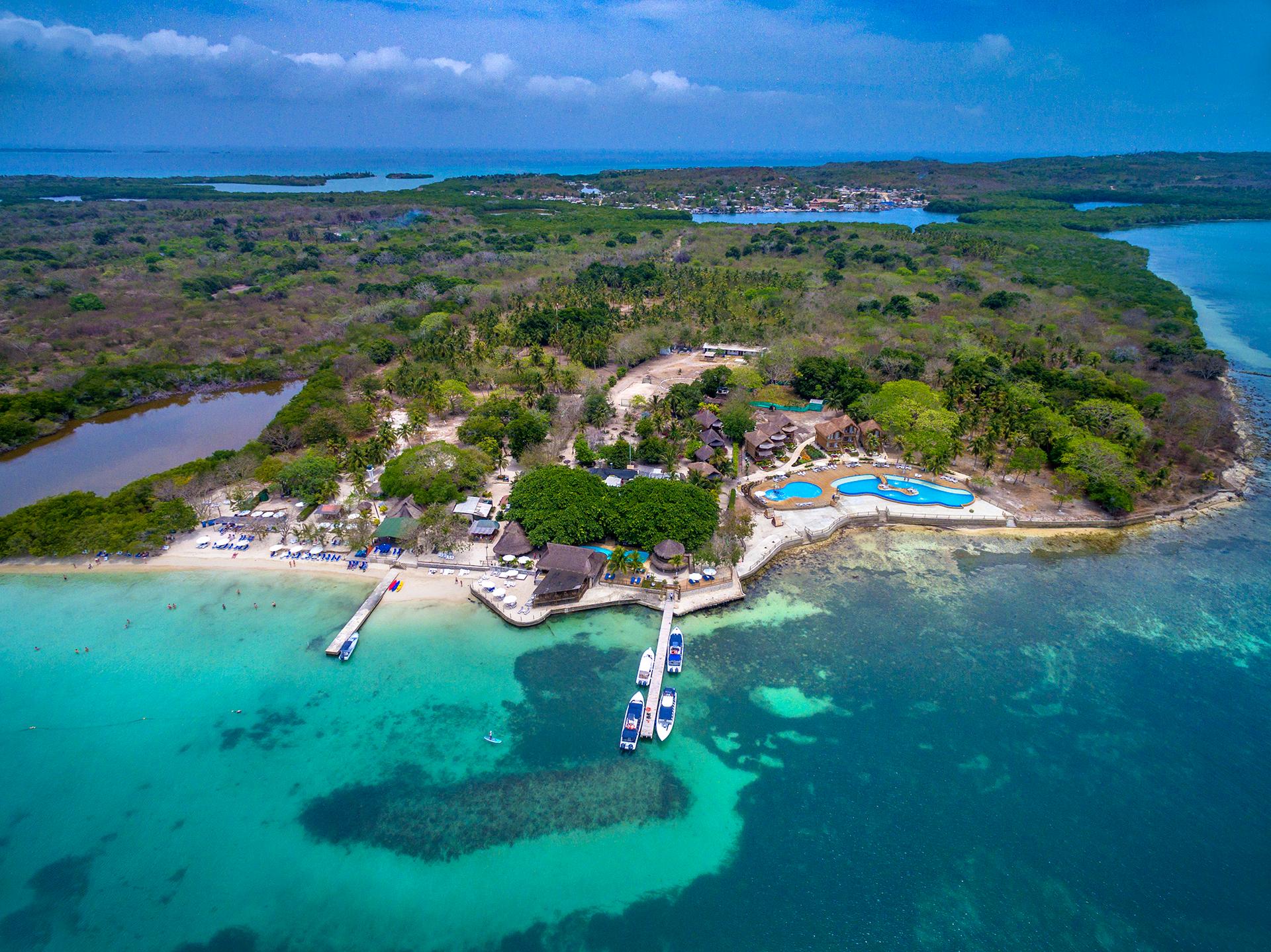 Vista Exterior Hotel Isla del Encanto