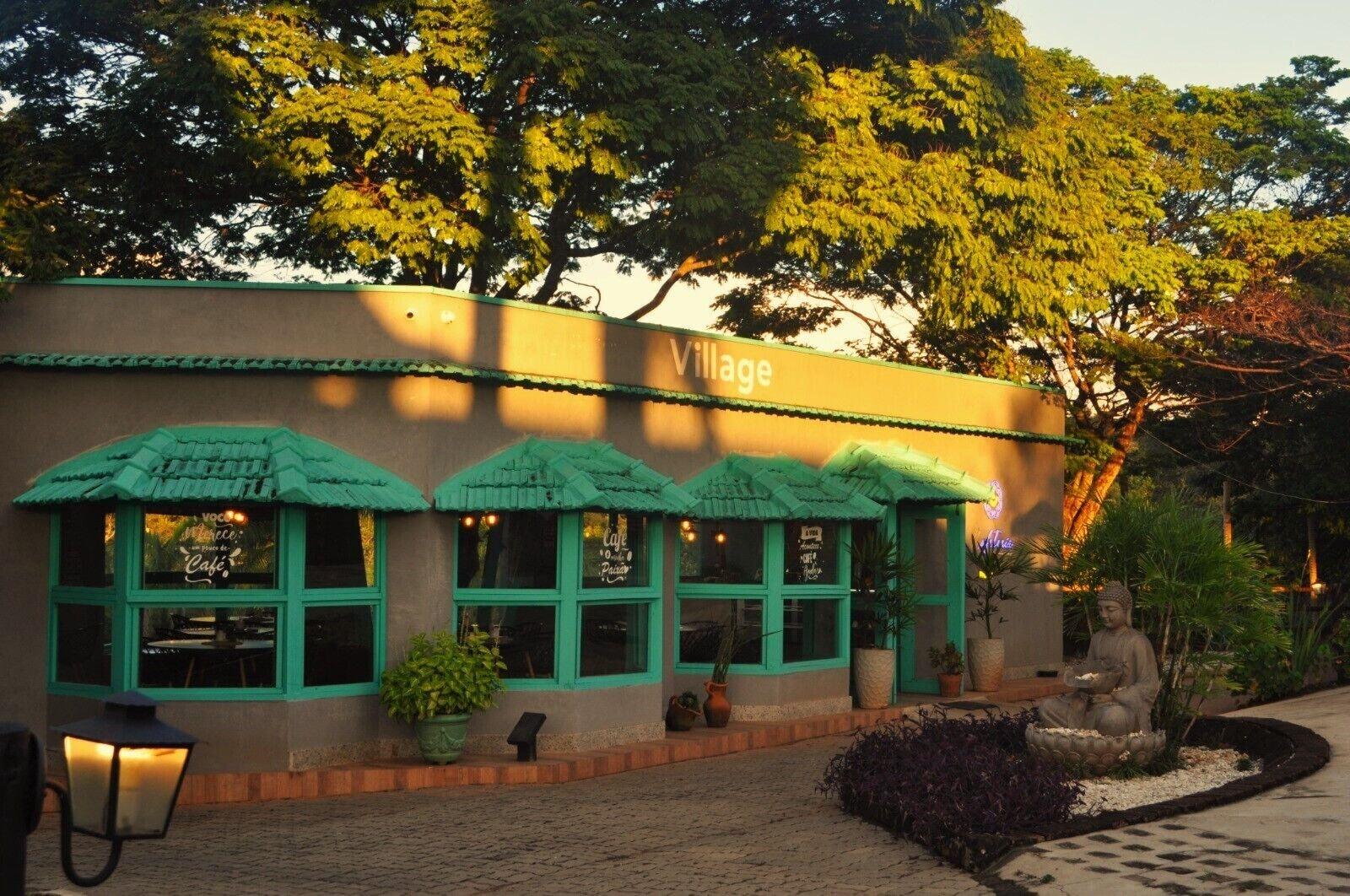 Vista Lobby Village Resort