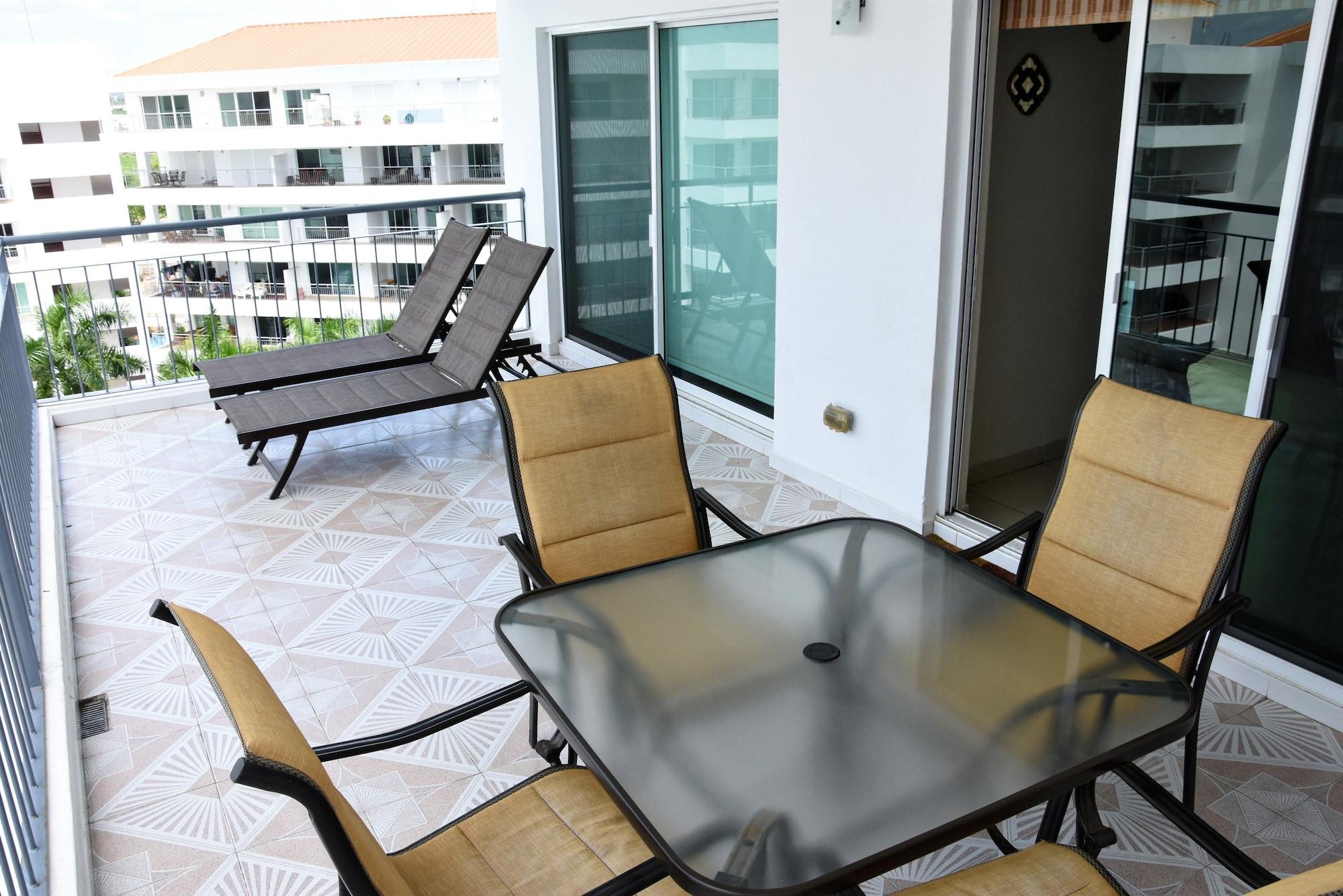 Equipamiento de Habitación Condo Costa Veleros