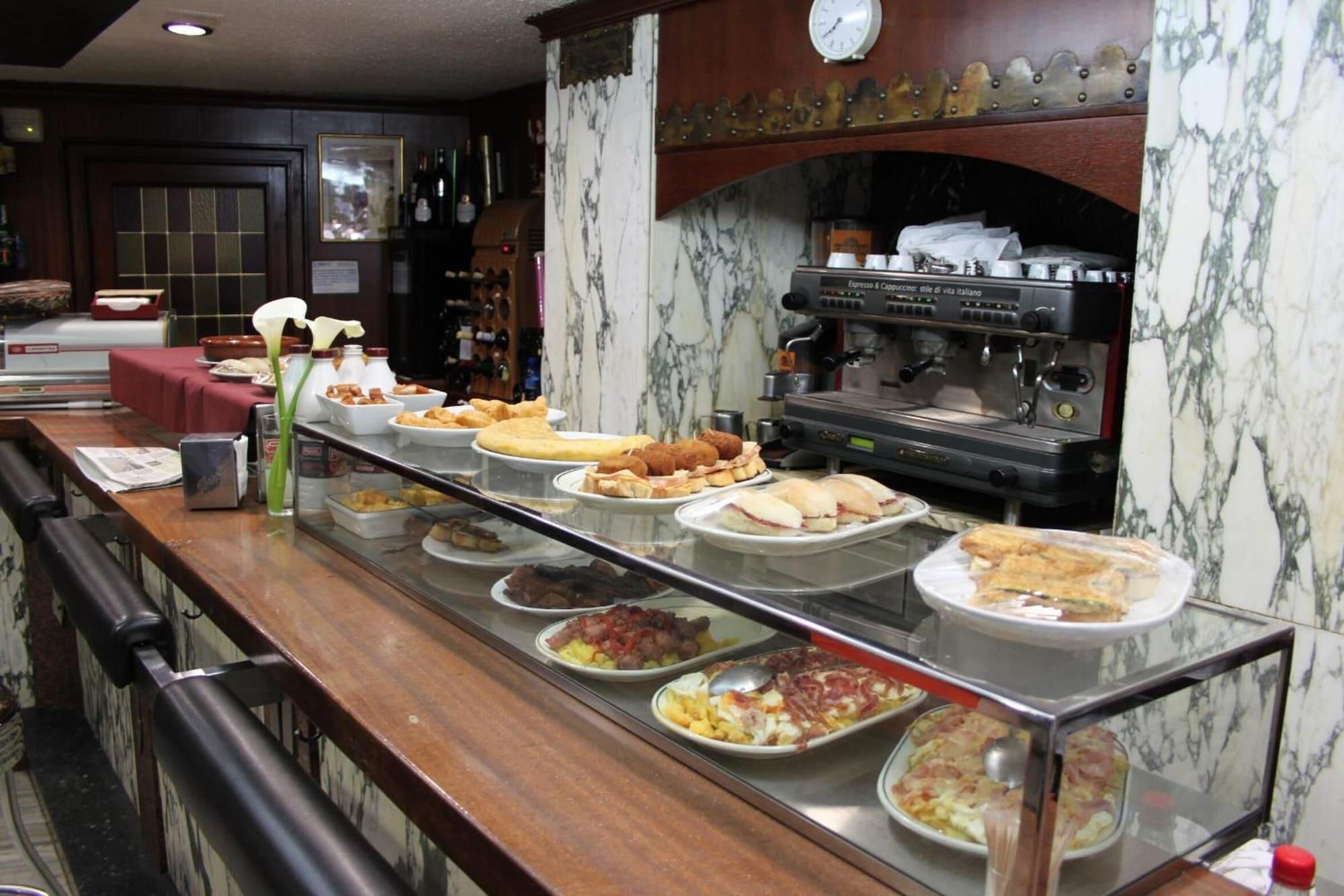 Restaurant Hotel Residencia Castellano I