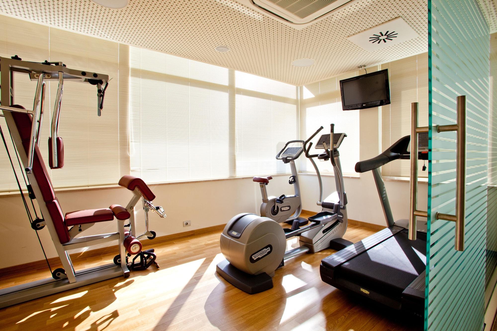 Gimnasio Breaking Business Hotel