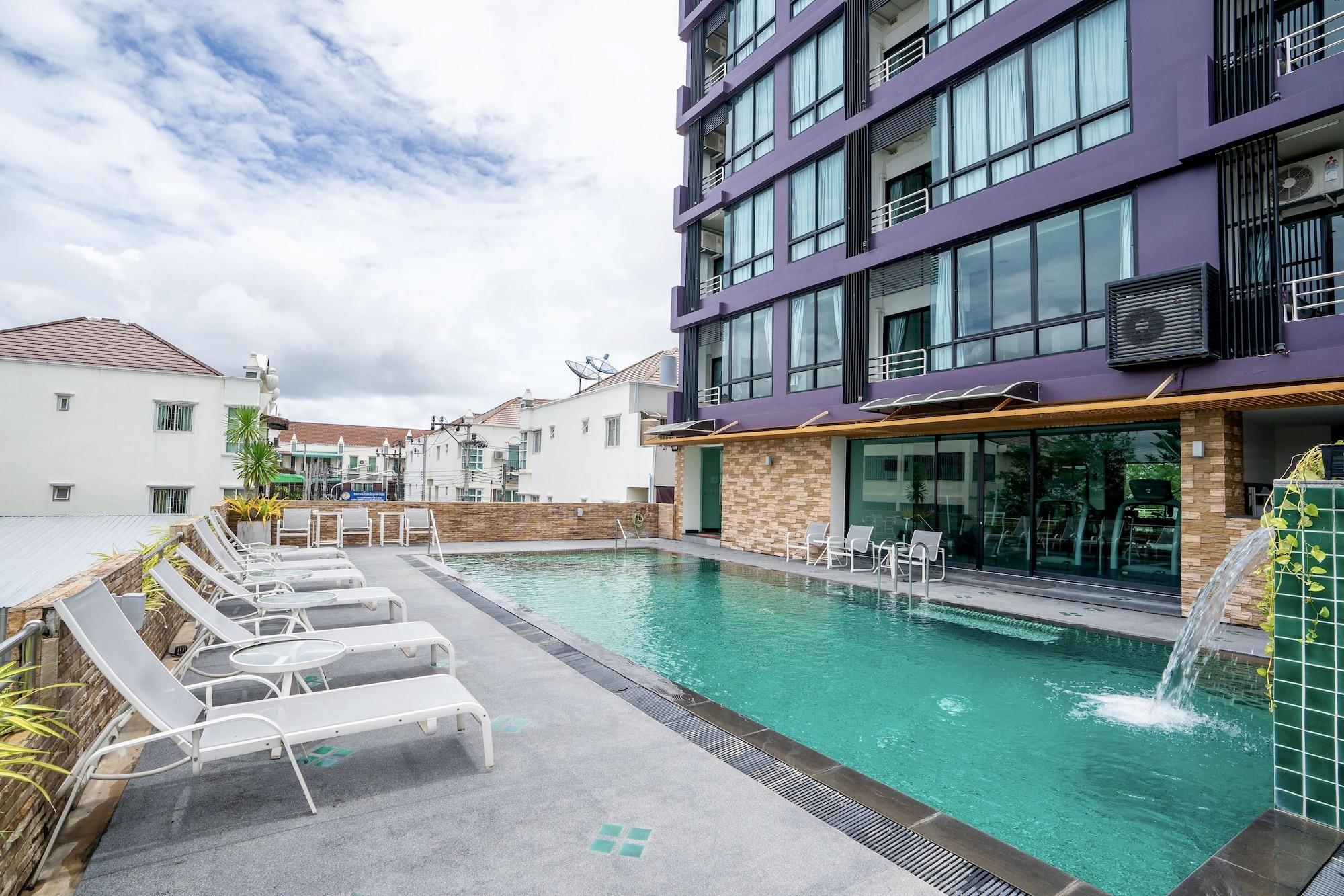 Vista Exterior CA Hotel and Residence Phuket