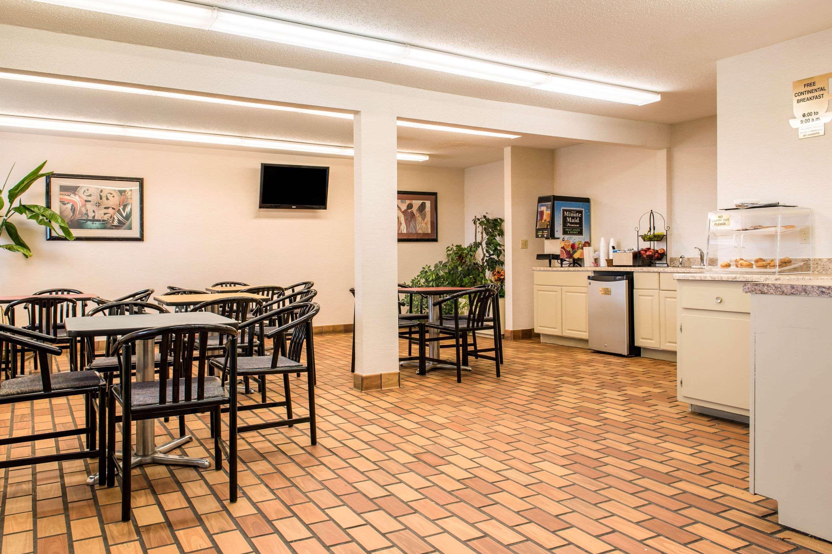 Restaurant Econo Lodge Toledo