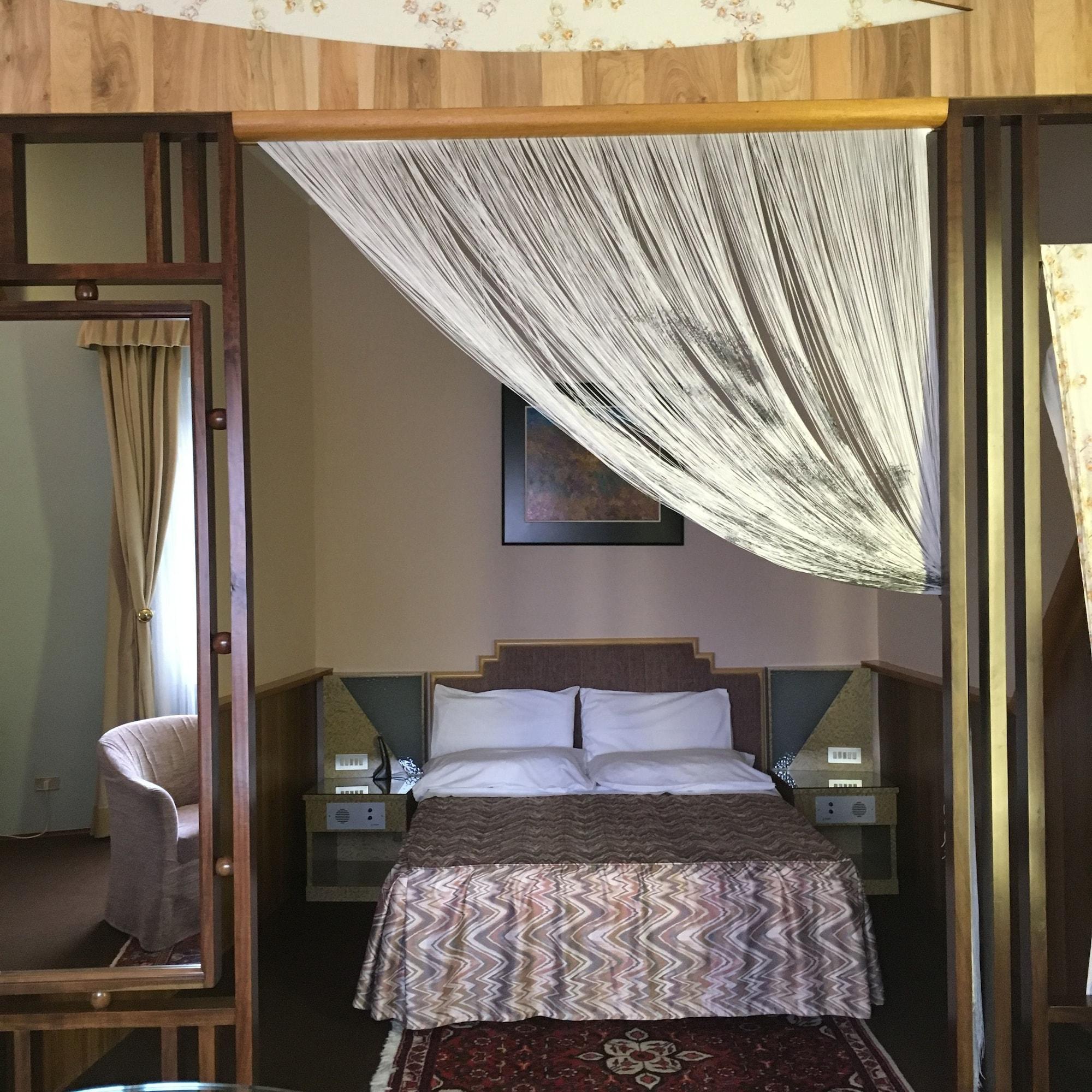 Varios La Cittadella Dell'Oasi Hotel