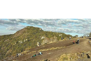 Passeio - Jipe Passeio 4x4 e Pedra Redonda