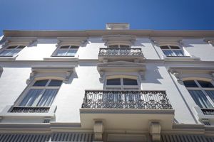 Alojamiento - Armazéns Cogumbreiro