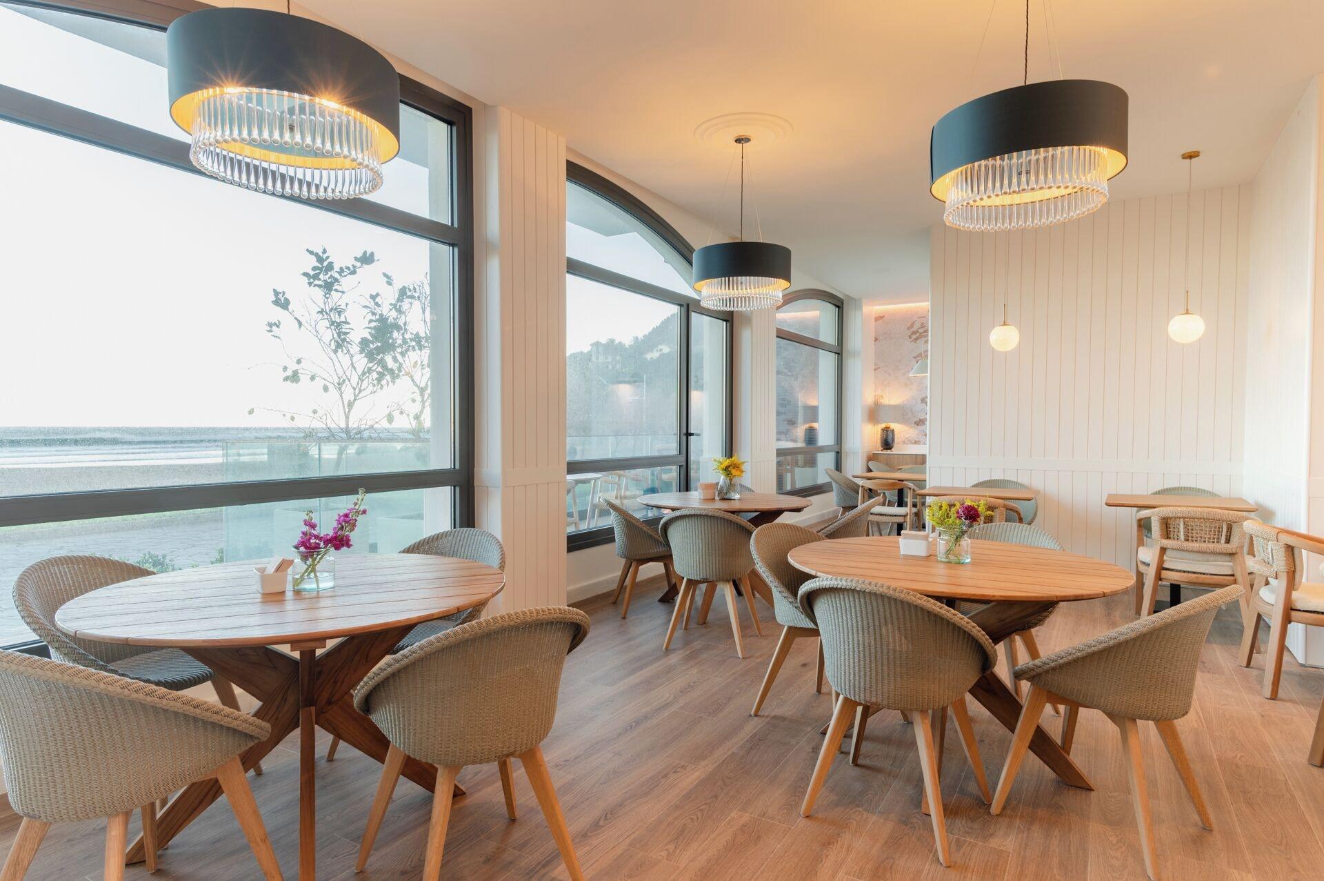 Restaurant HIRU UHINAK HOTEL