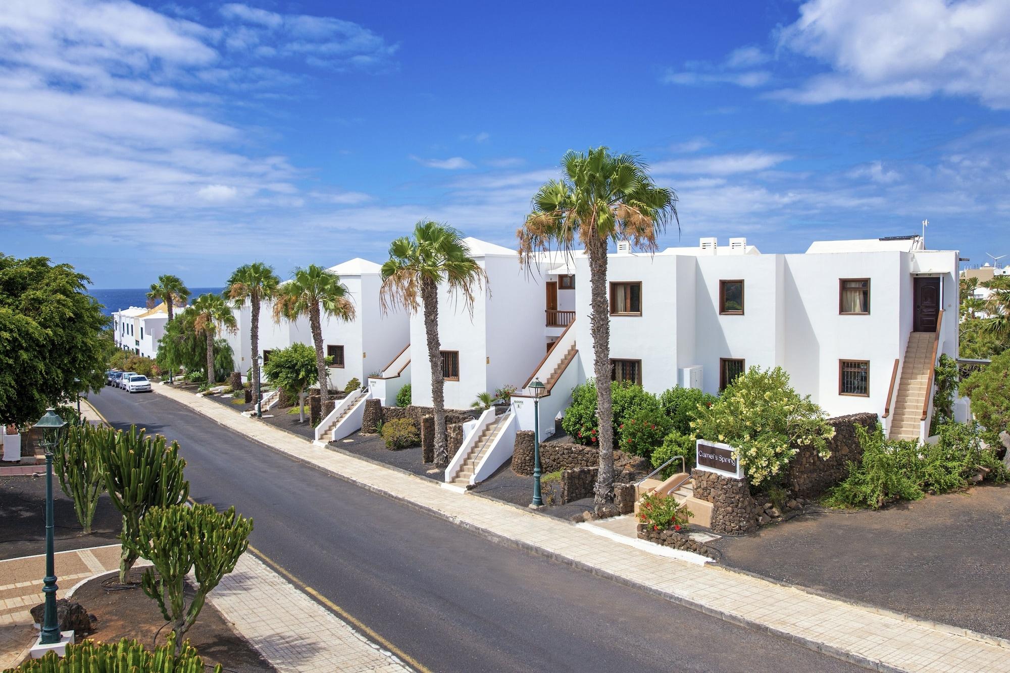 Vista Exterior Apartamentos Camels Spring