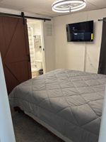 Alquiler Vacacional - Convenient Pittsburgh Access,but located in a small town a 20 min drive away