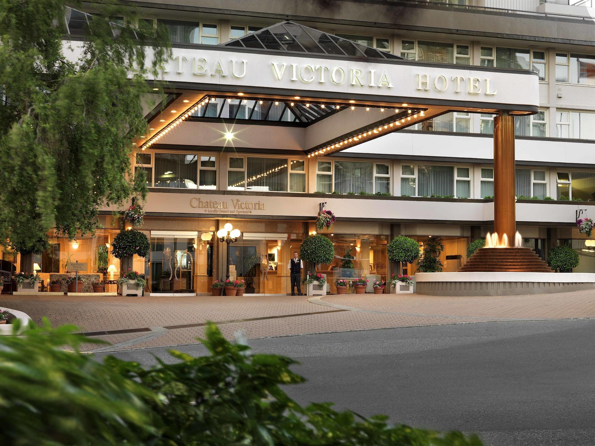 Vista Exterior Chateau Victoria Hotel and Suites