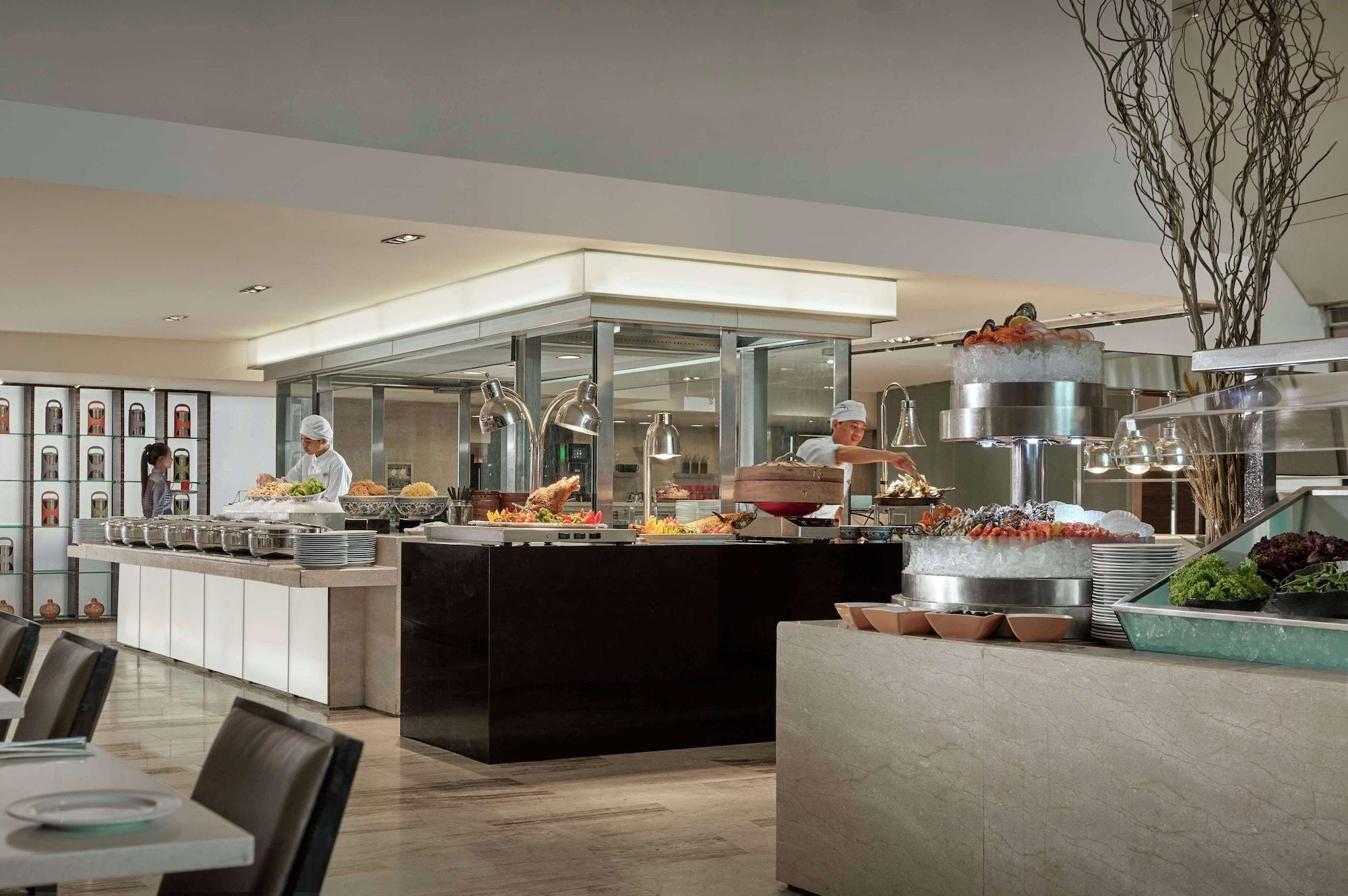 Restaurant Traders Hotel Kuala Lumpur