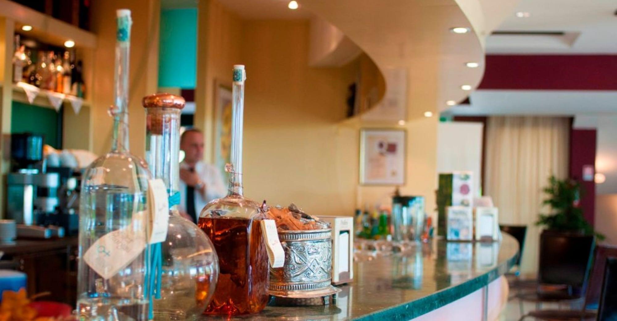 Bar/Salón Hotel Eurocongressi