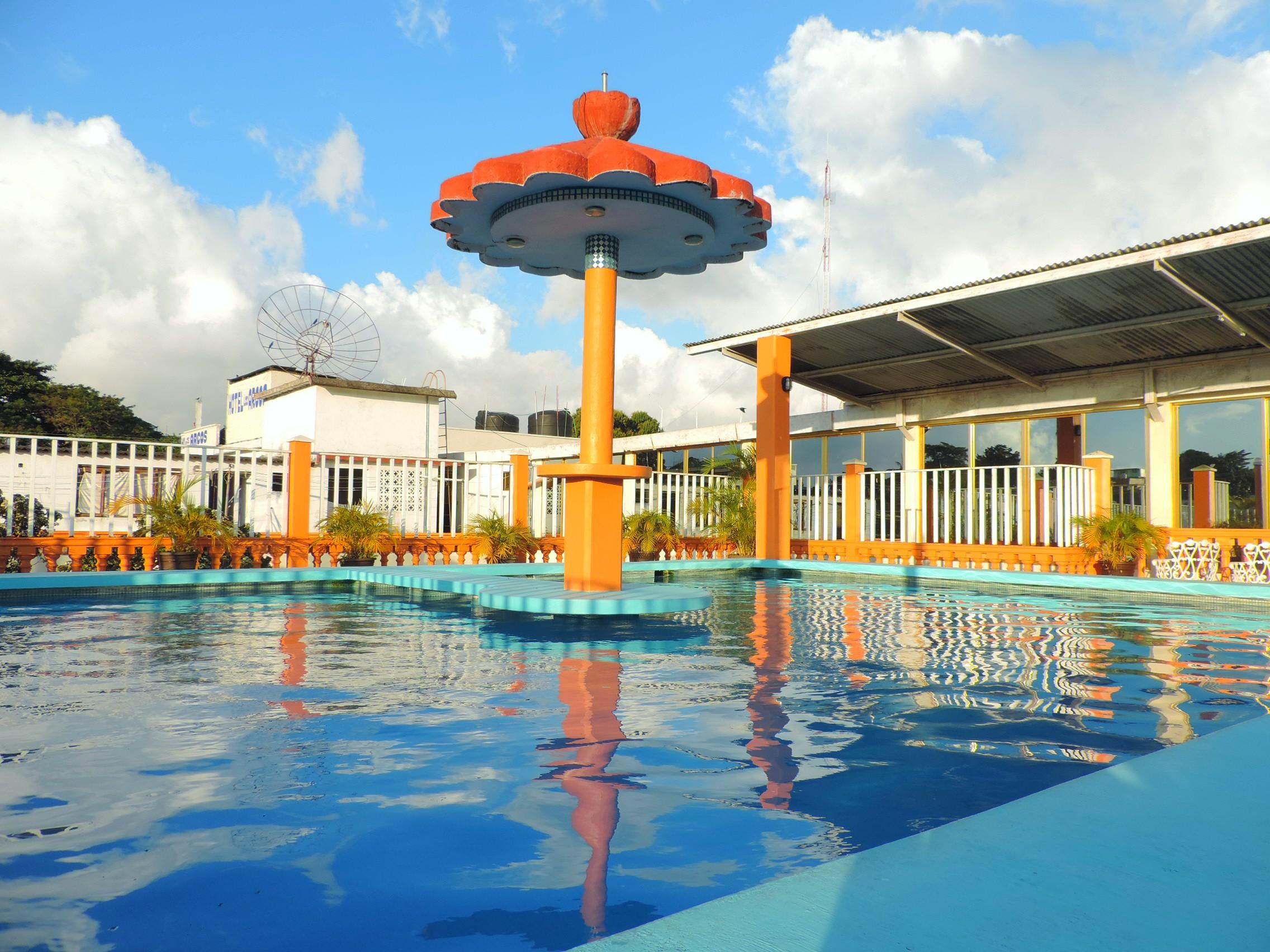Vista Piscina Hotel Juros