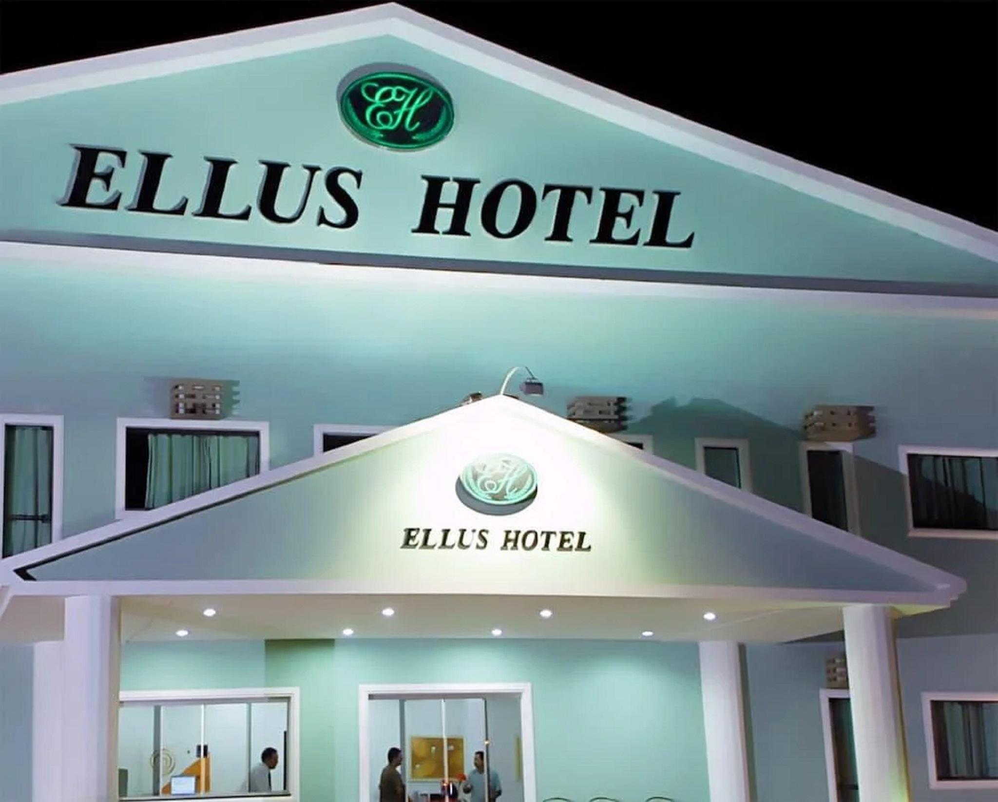 Vista Exterior Ellus Hotel