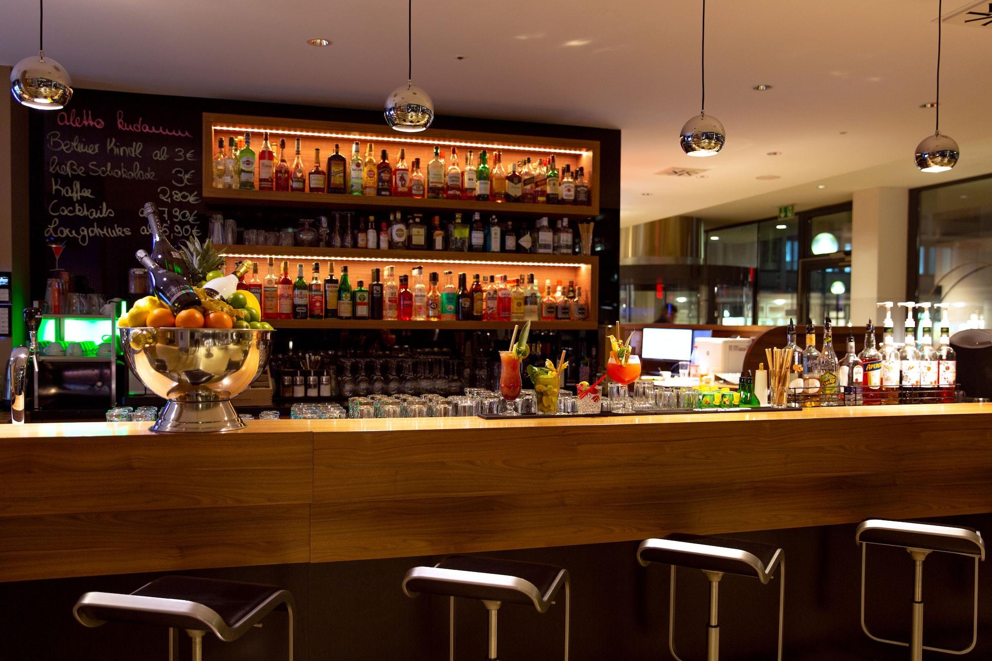 Bar/Salón aletto Hotel Kudamm