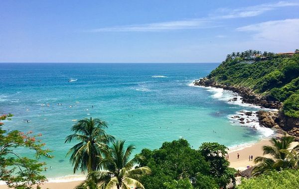 Descubre las paradisíacas playas de Puerto Escondido