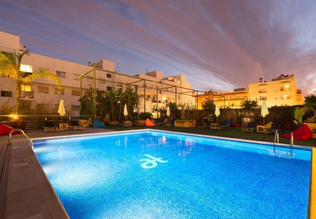 Vista Exterior Hotel Port Feria