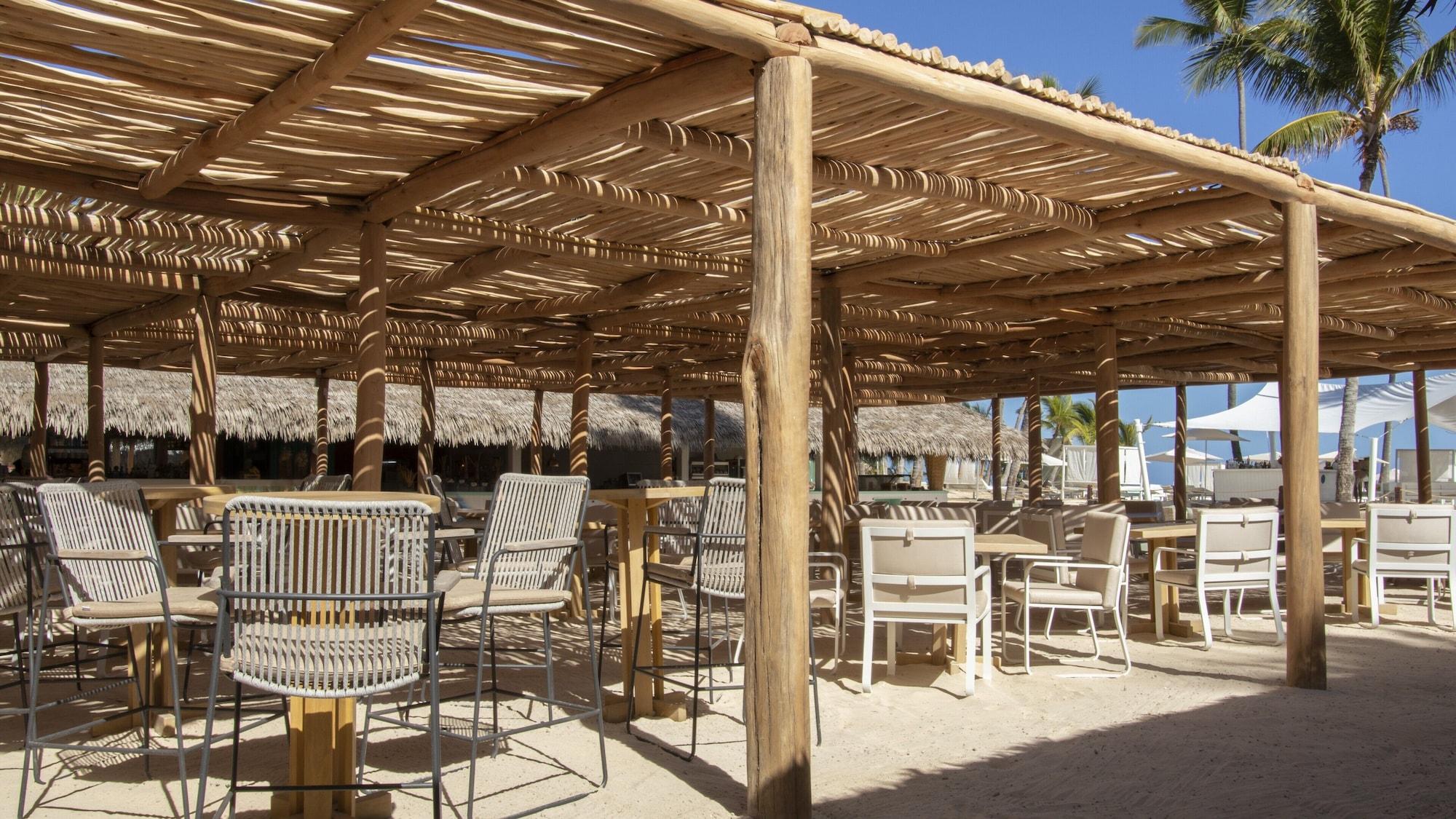 Restaurant Iberostar Waves Punta Cana - All Inclusive
