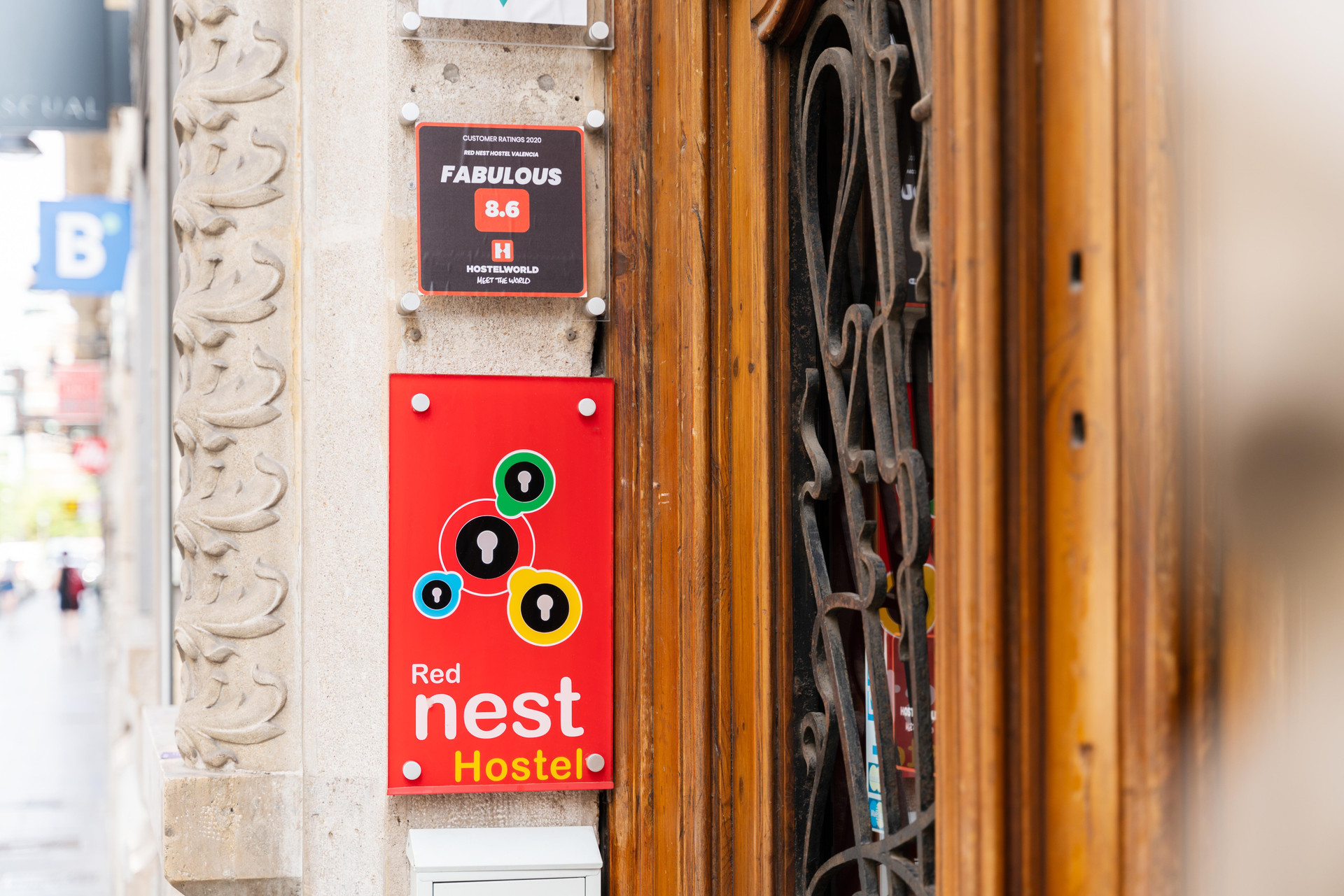 Vista Exterior Red Nest