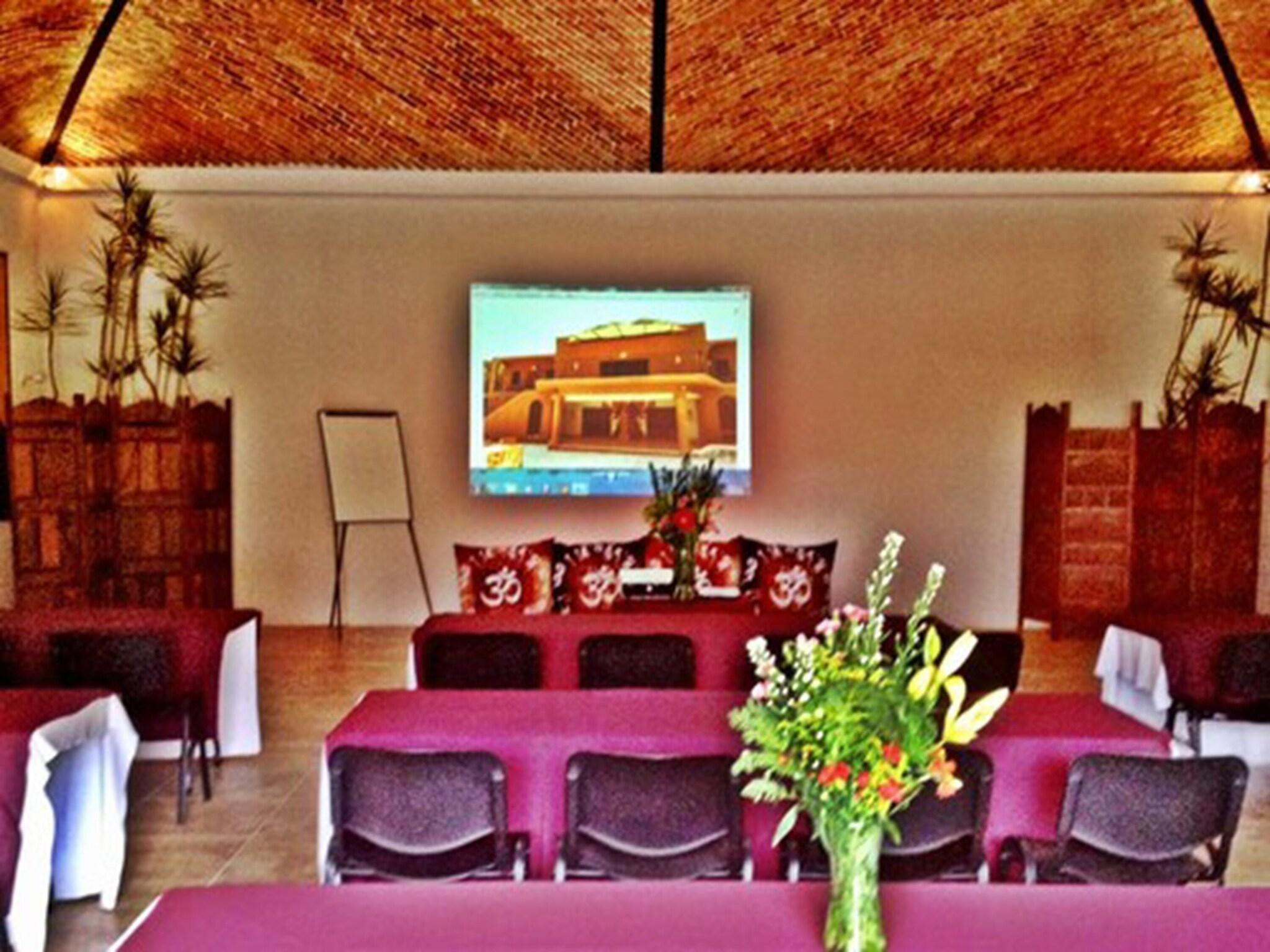 Bar/Salón Hostal de la Luz