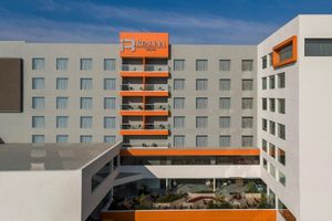 Alojamiento - Real Inn Celaya