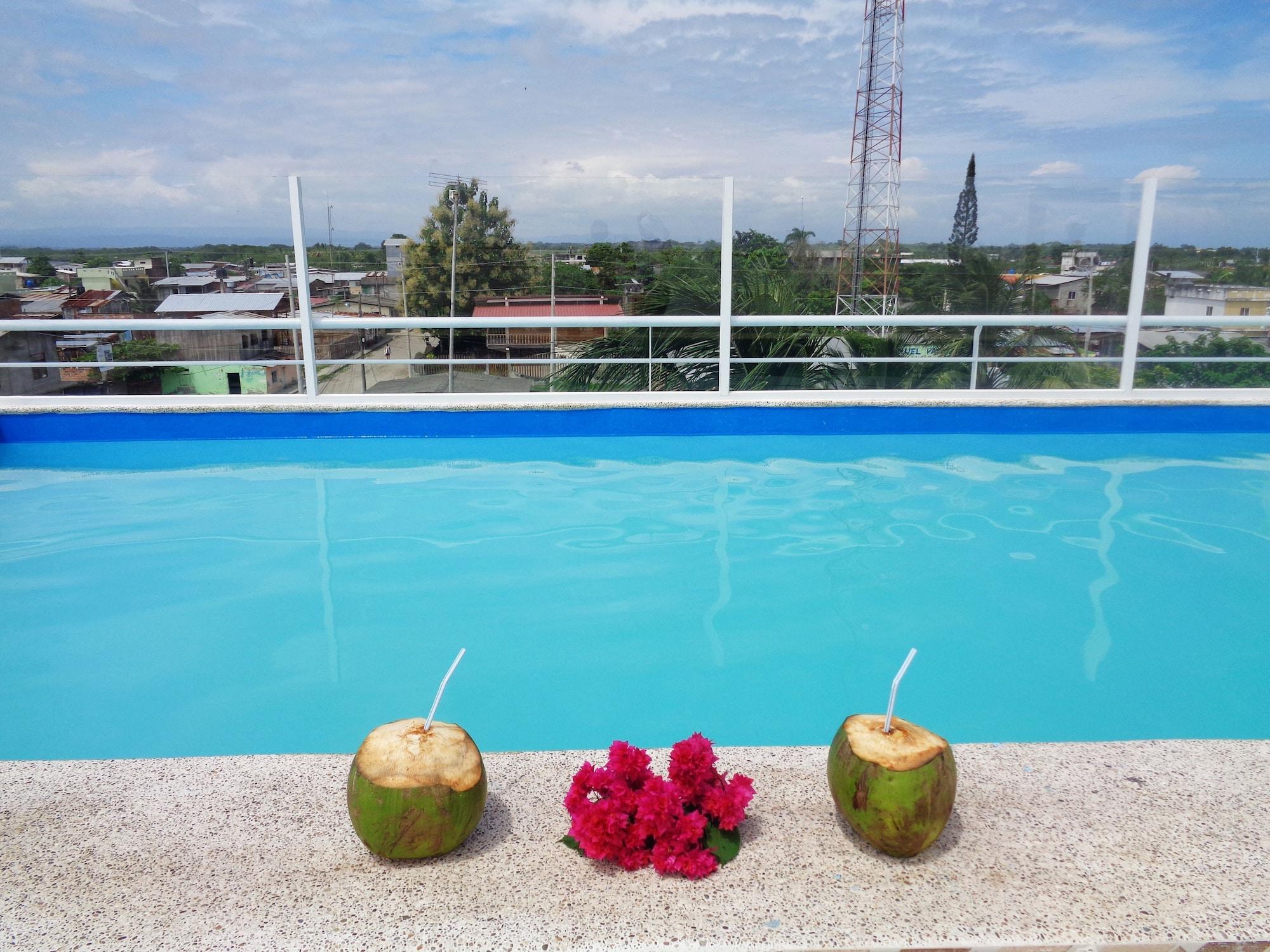 Vista Piscina Hotel Crucero