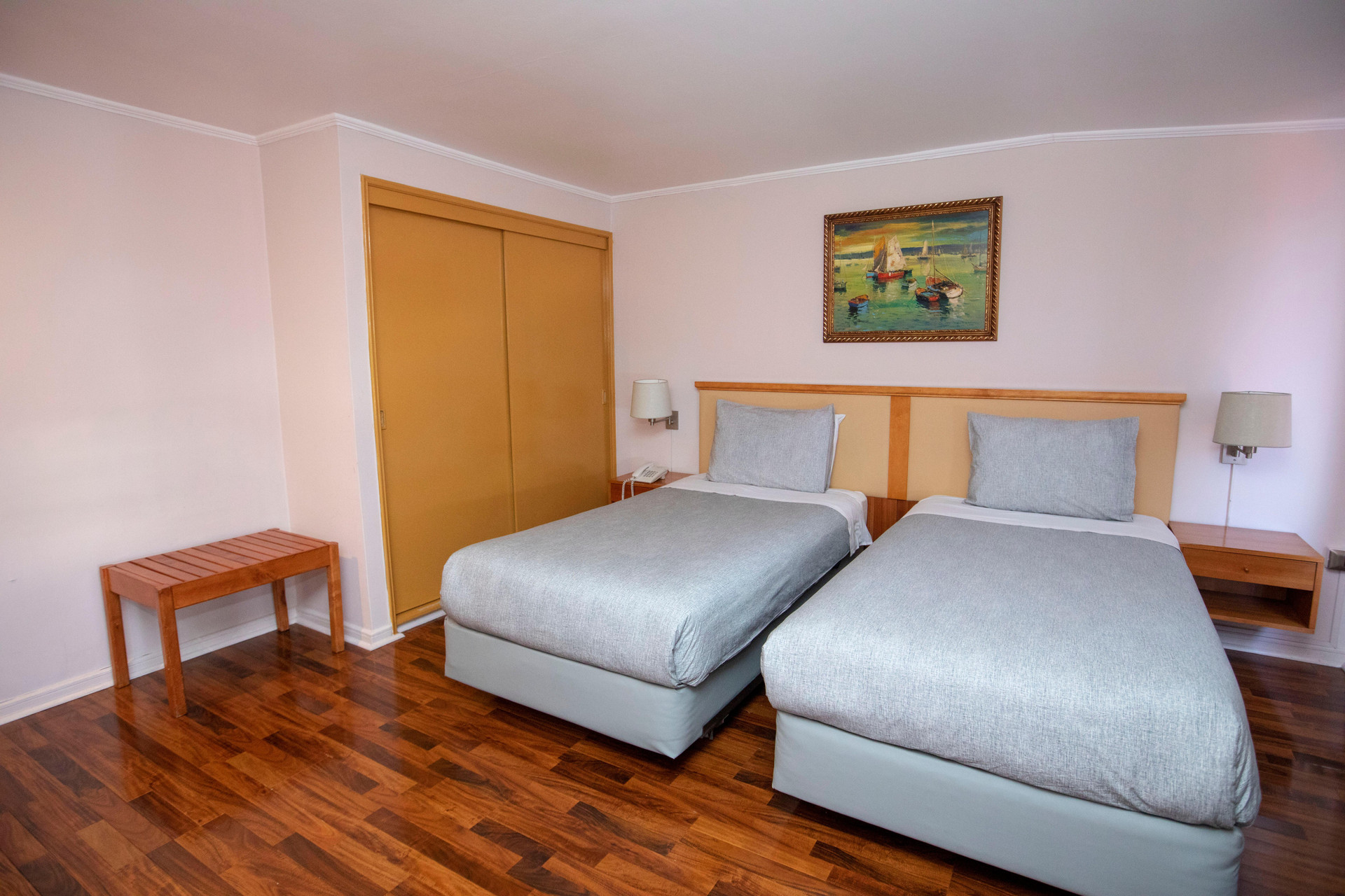 Vista Lobby Hotel Vicente Costanera