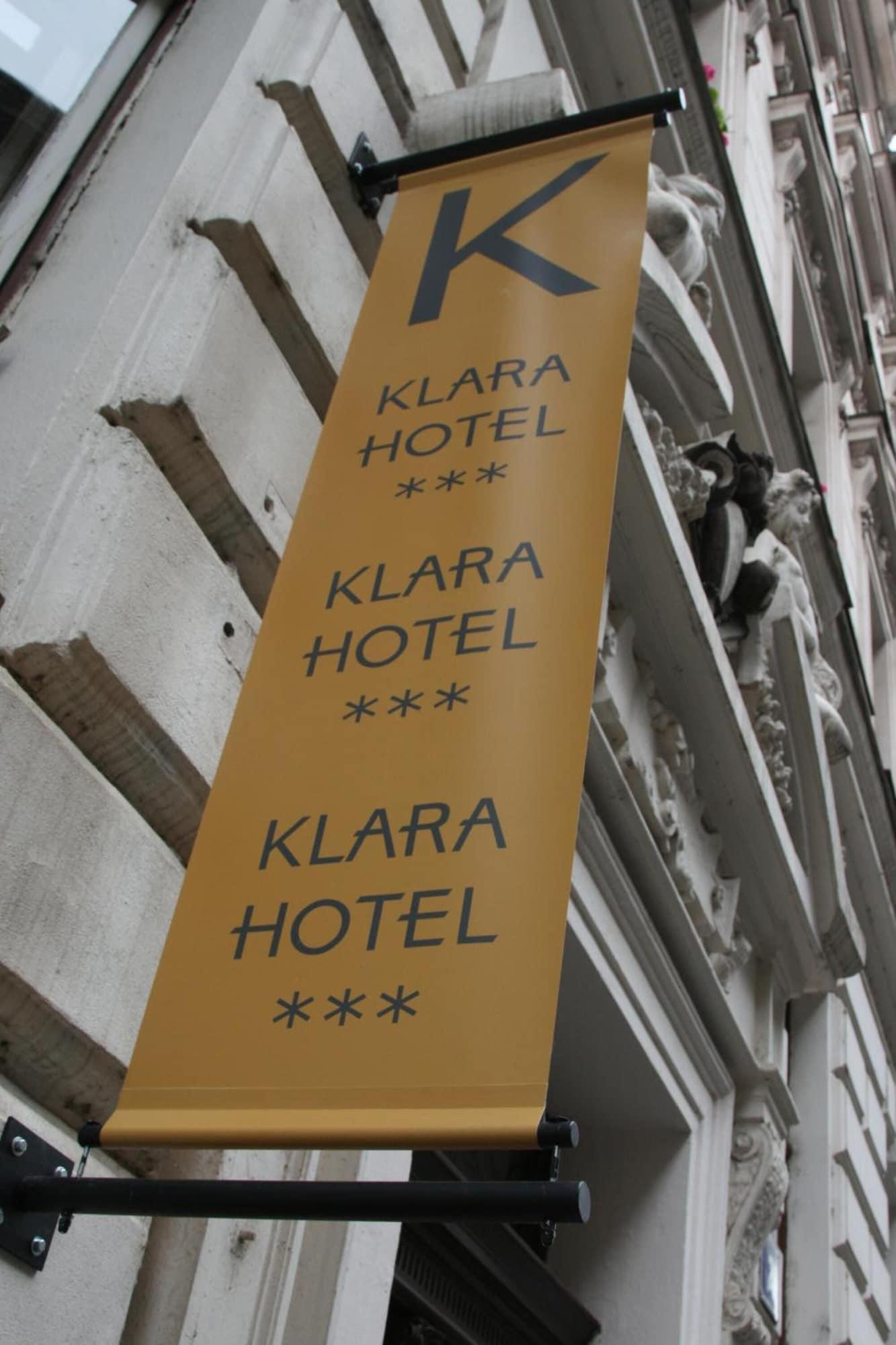 Vista Exterior Hotel Klára