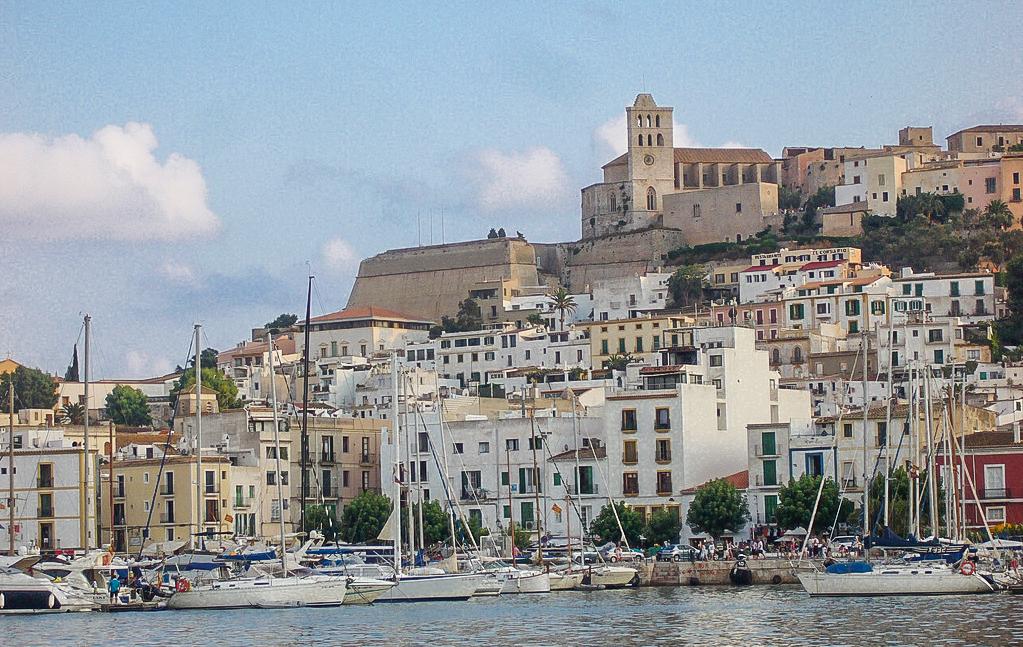 Playa Montesol Experimental Ibiza