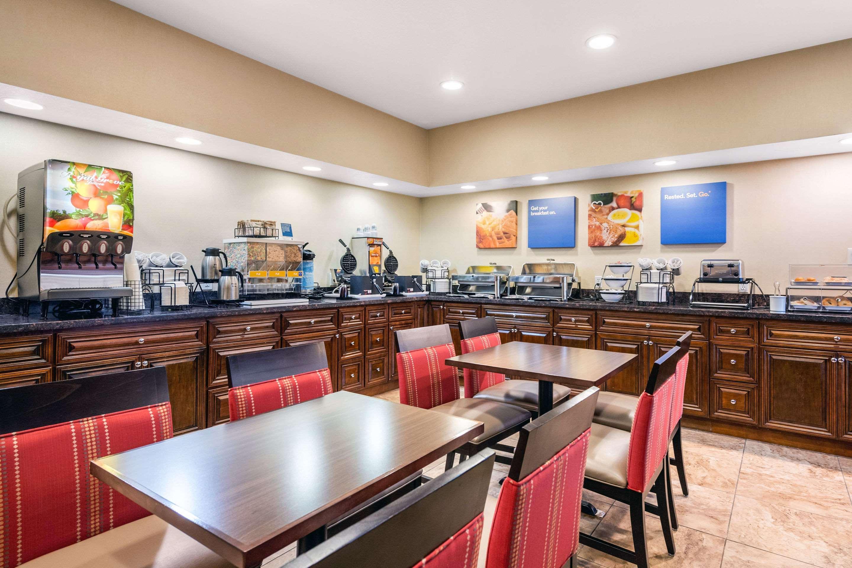 Restaurant Comfort Inn & Suites Bothell - Seattle North