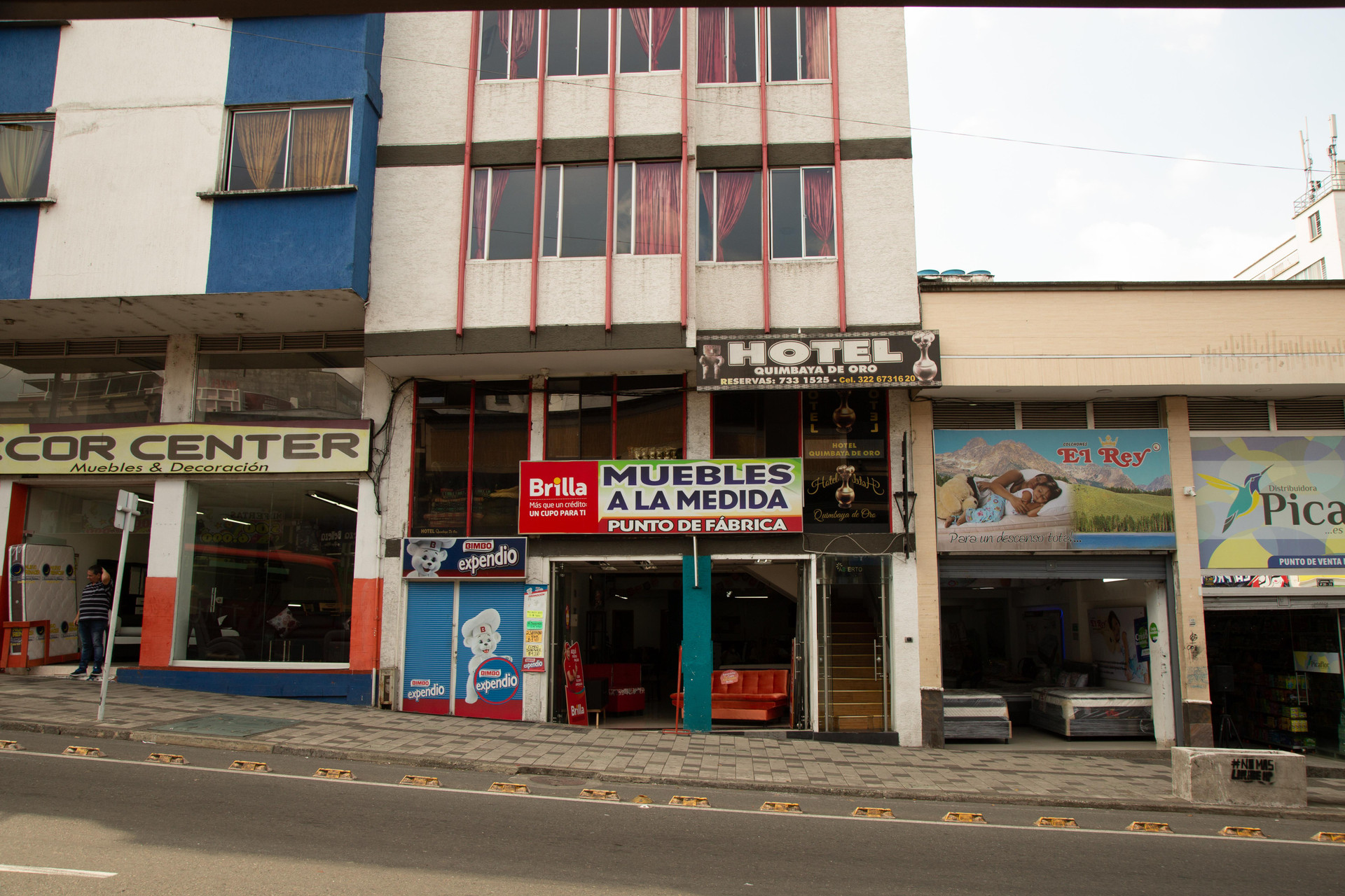 Vista Exterior Ayenda Quimbaya de Oro 1903