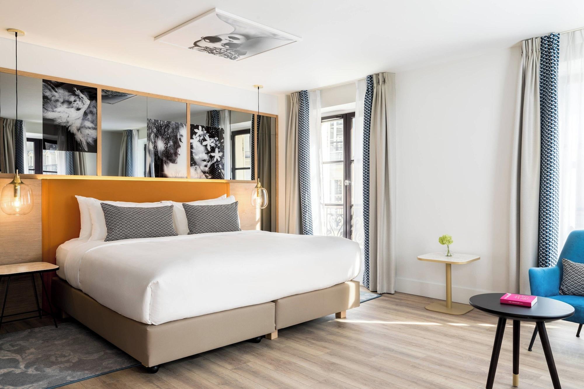 Varios Renaissance Paris Vendome Hotel