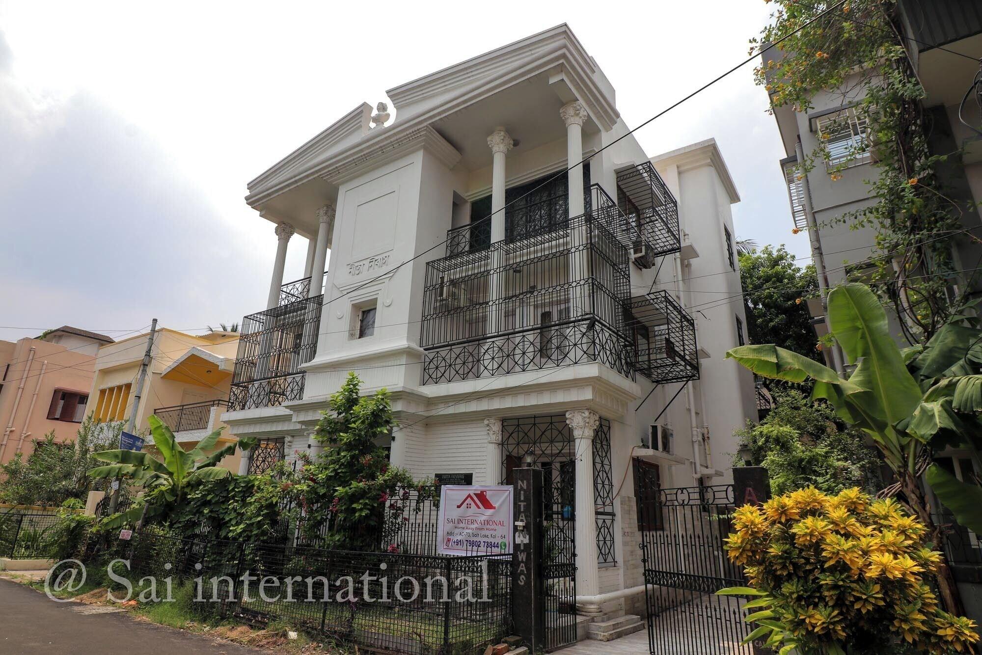 Varios Sai International