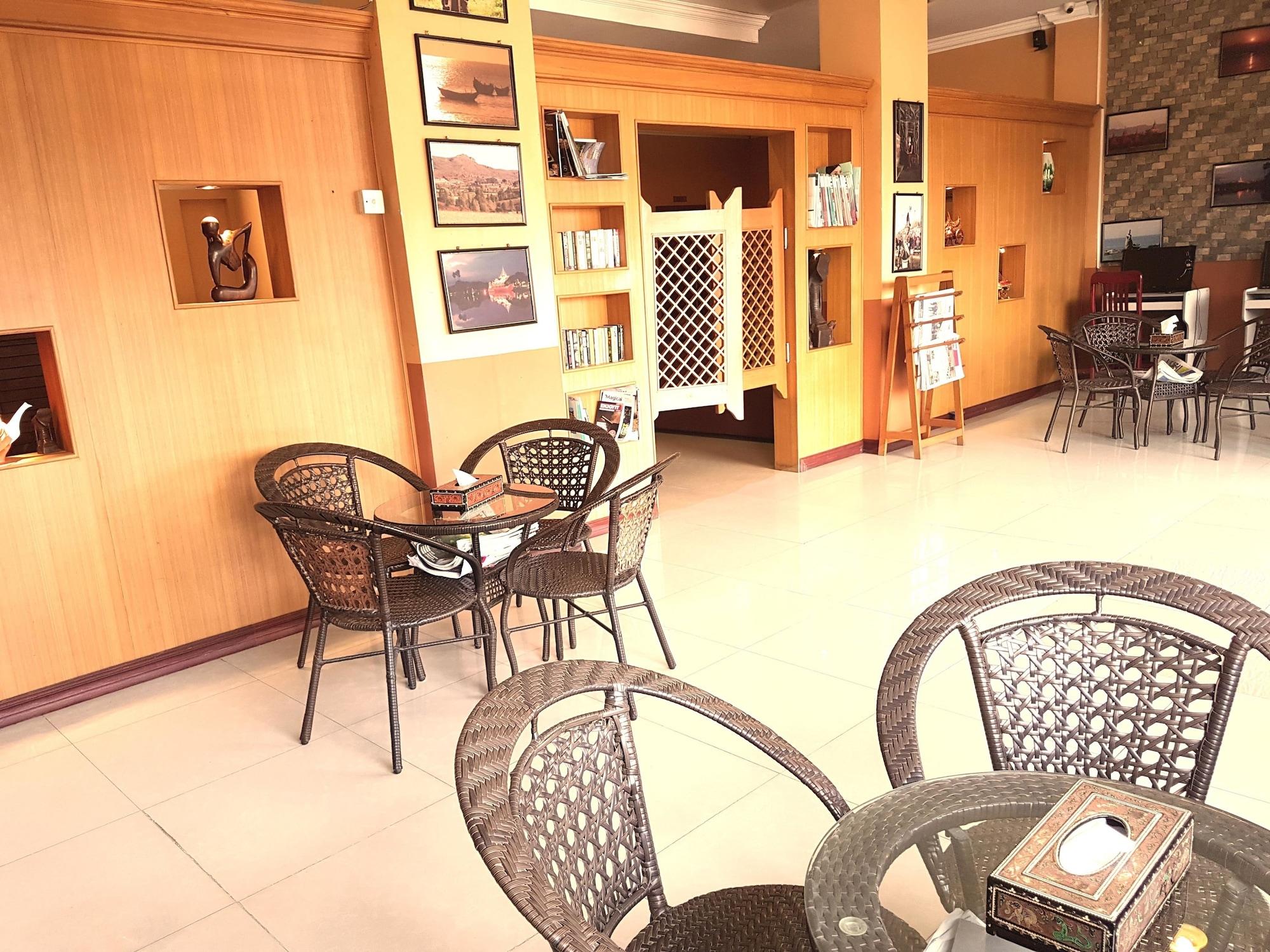 Vista Lobby Hotel 63