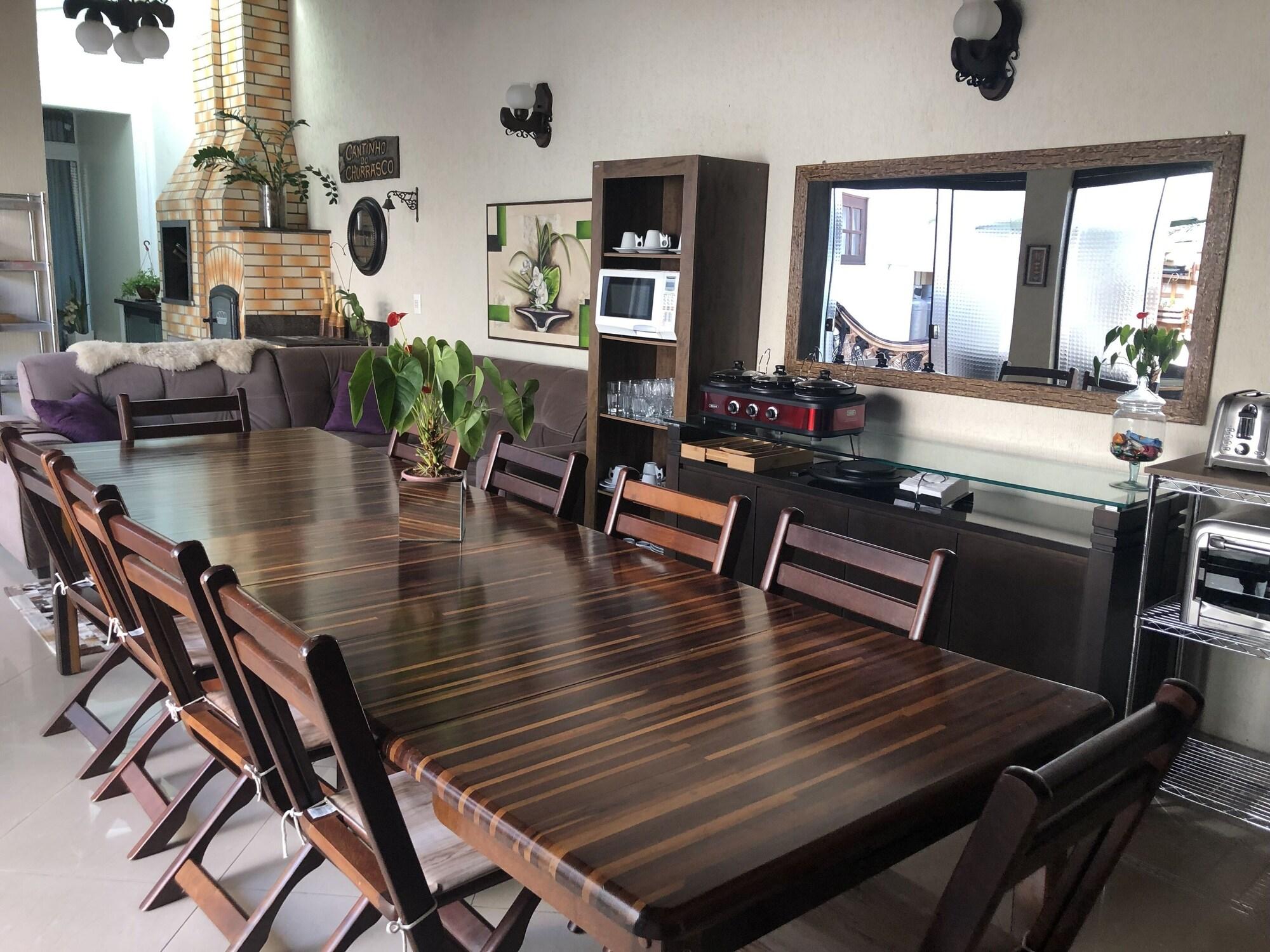 Bar/Salón Pousada da Paz