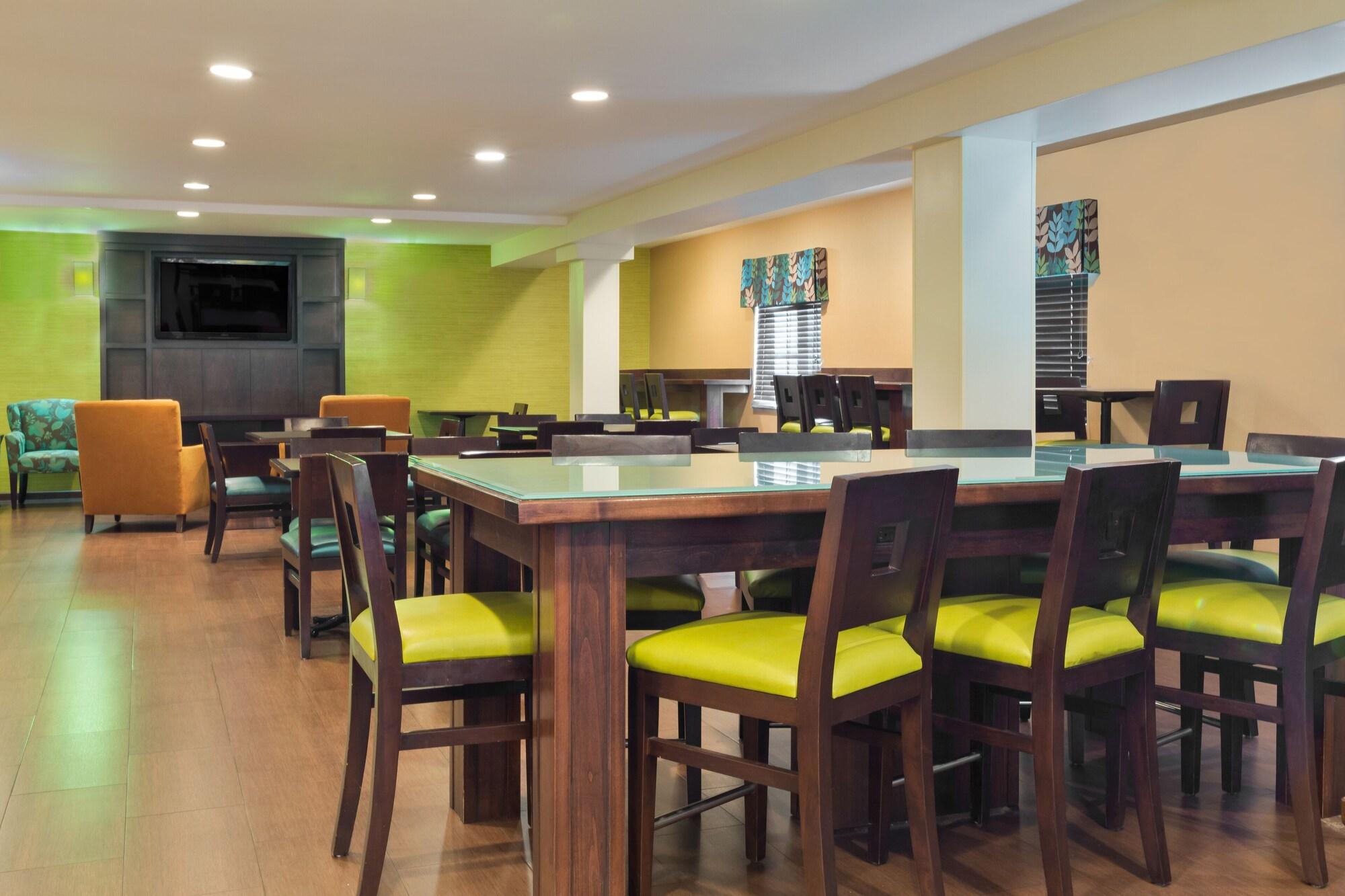 Restaurant GreenTree Inn San Diego Mission Bay