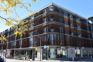 Alojamiento - Adonis Lyon Dock Ouest