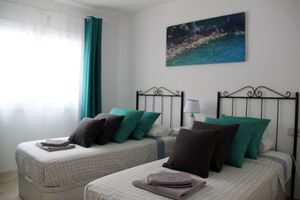 Alquiler Vacacional - 1 Bed Apt Villamartin Plaza Overlooking Communal Pool