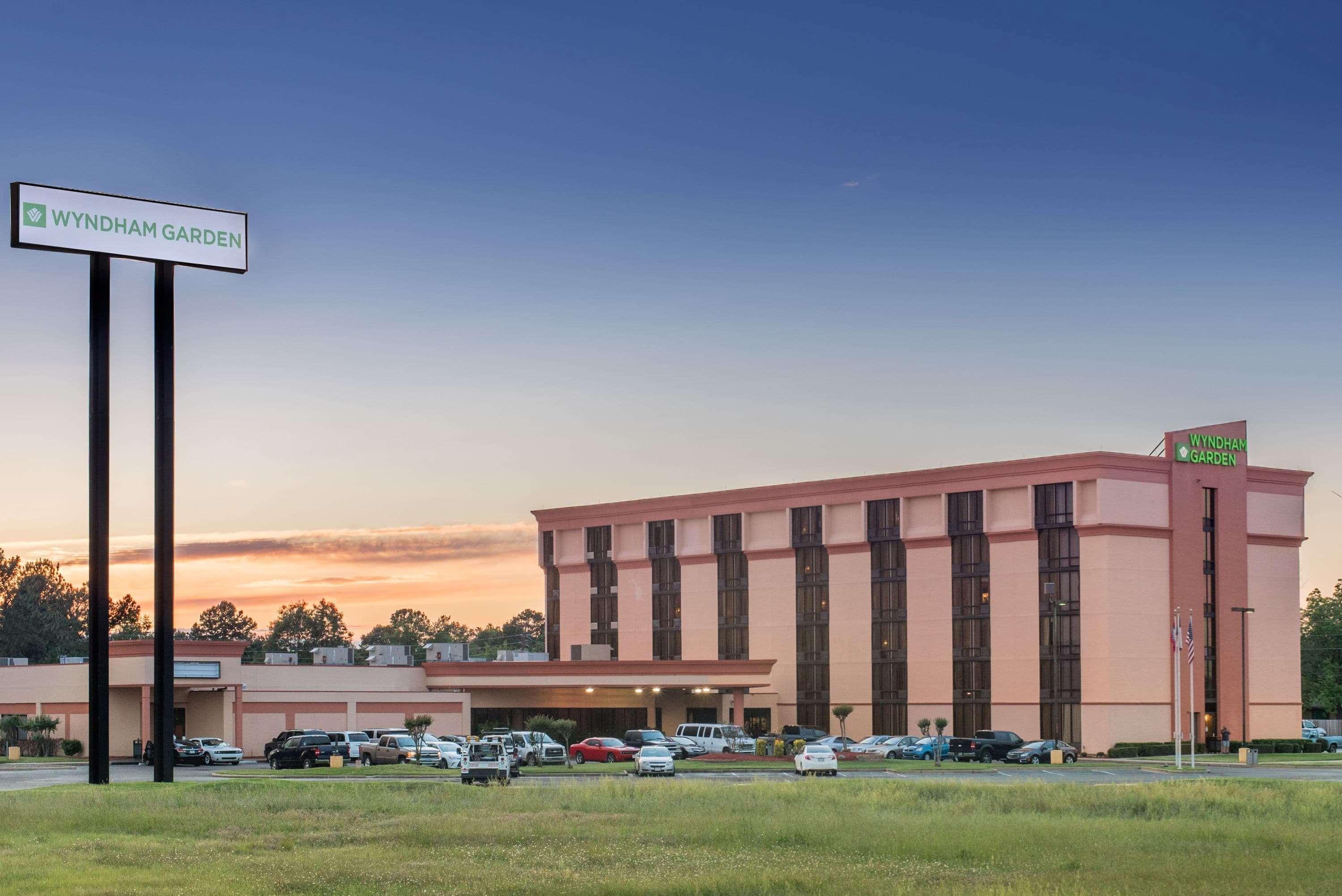 Vista Exterior Wyndham Garden Texarkana