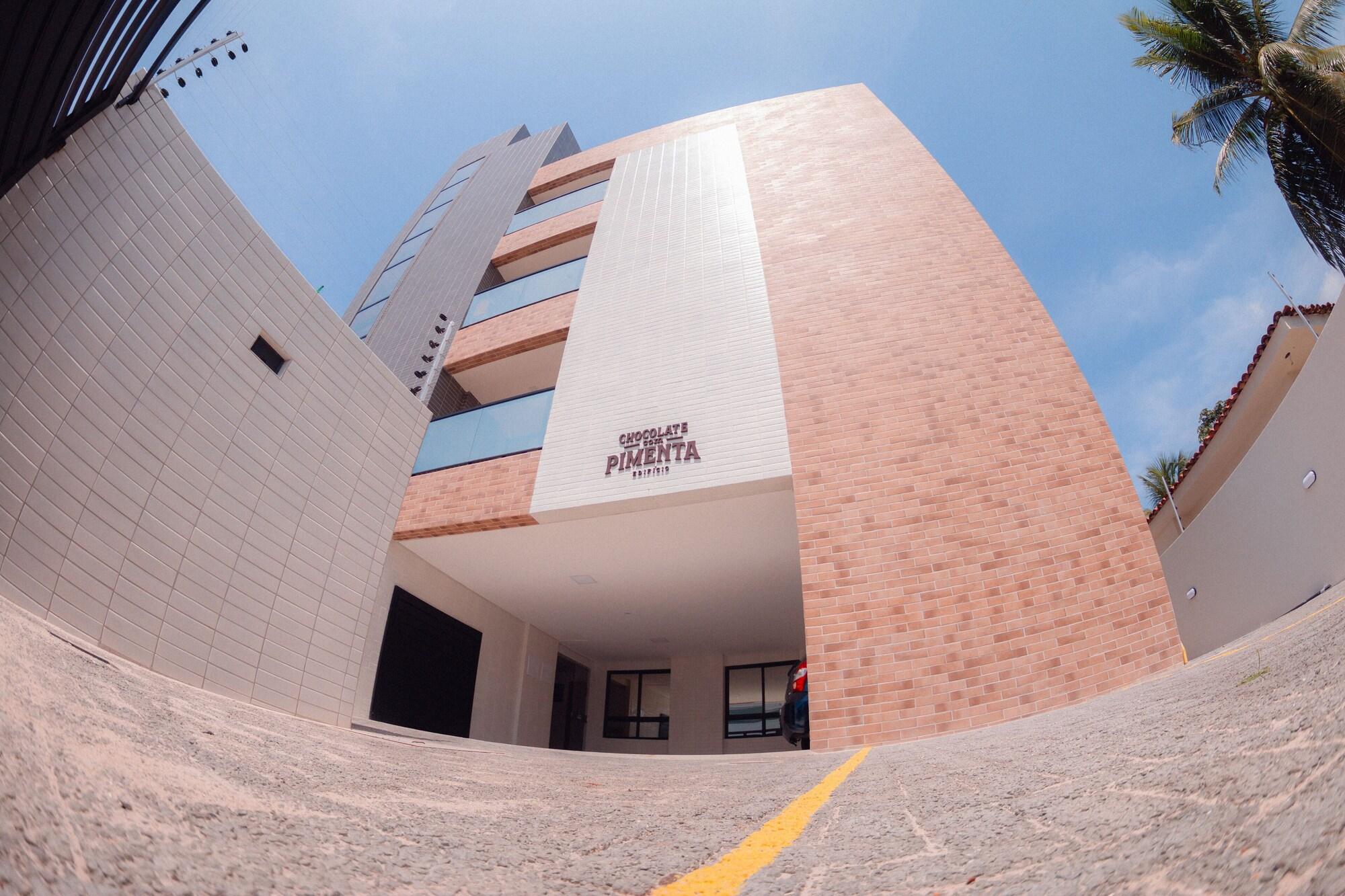 Vista Exterior Chocolate com Pimenta Edifício