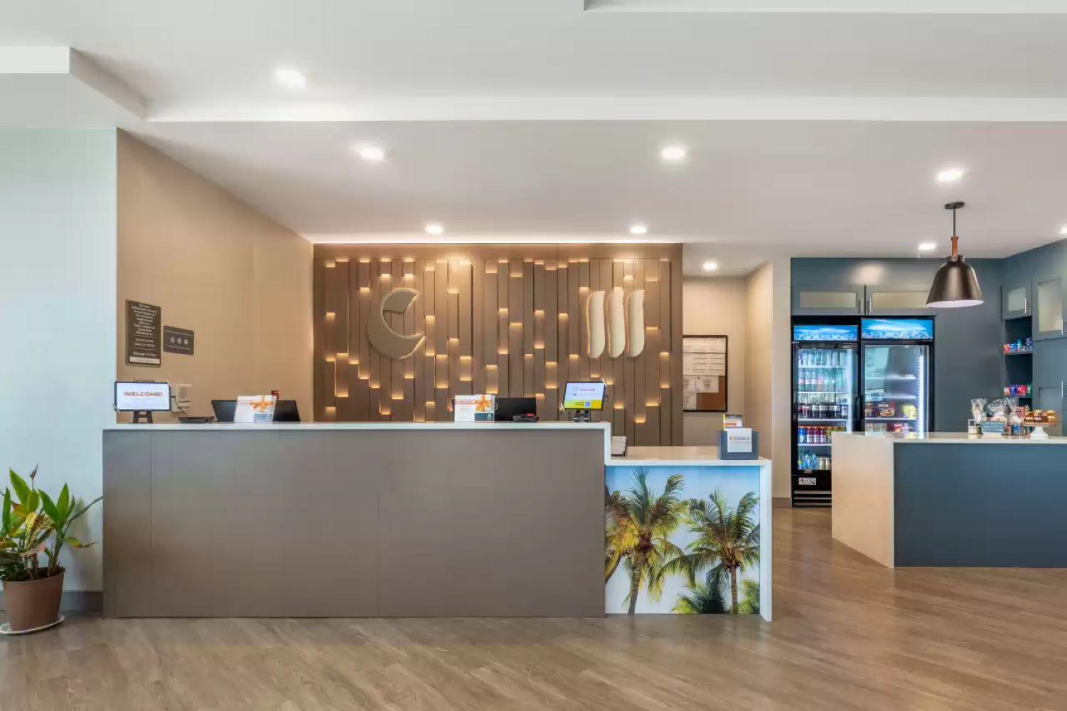 Vista Lobby Comfort Suites Fort Myers East I-75